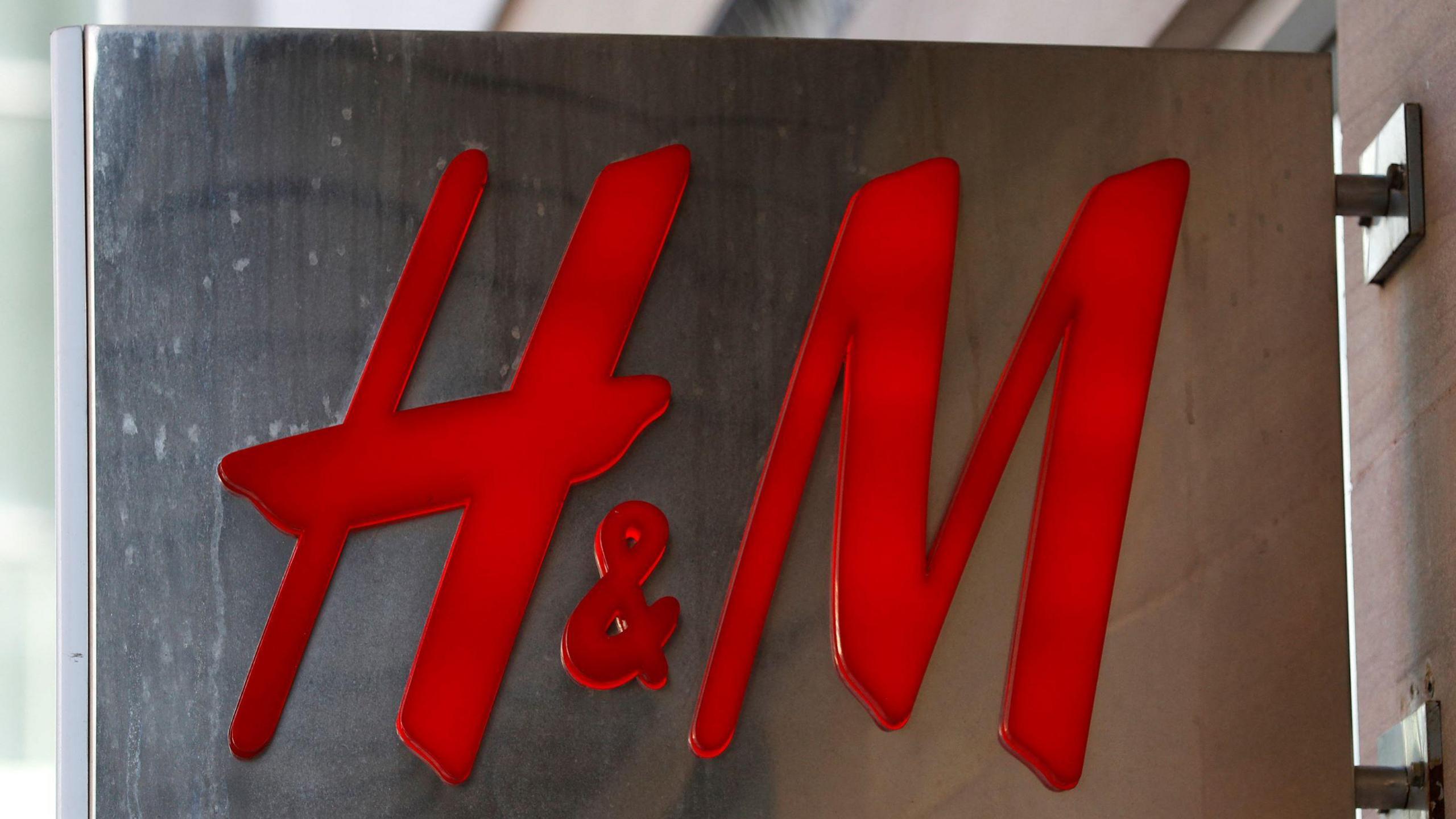 H&M company logo