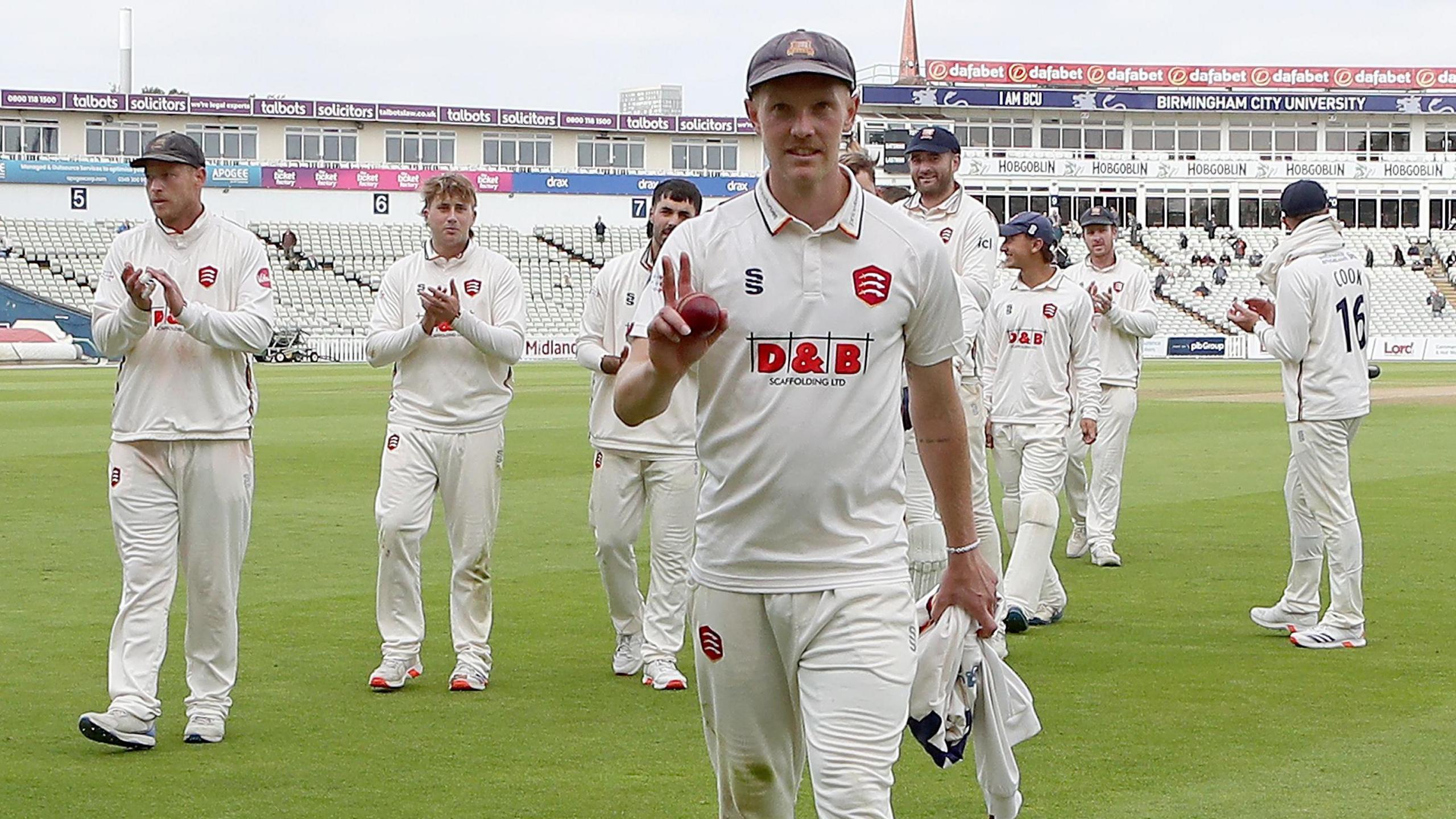 Essex bowler Jamie Porter