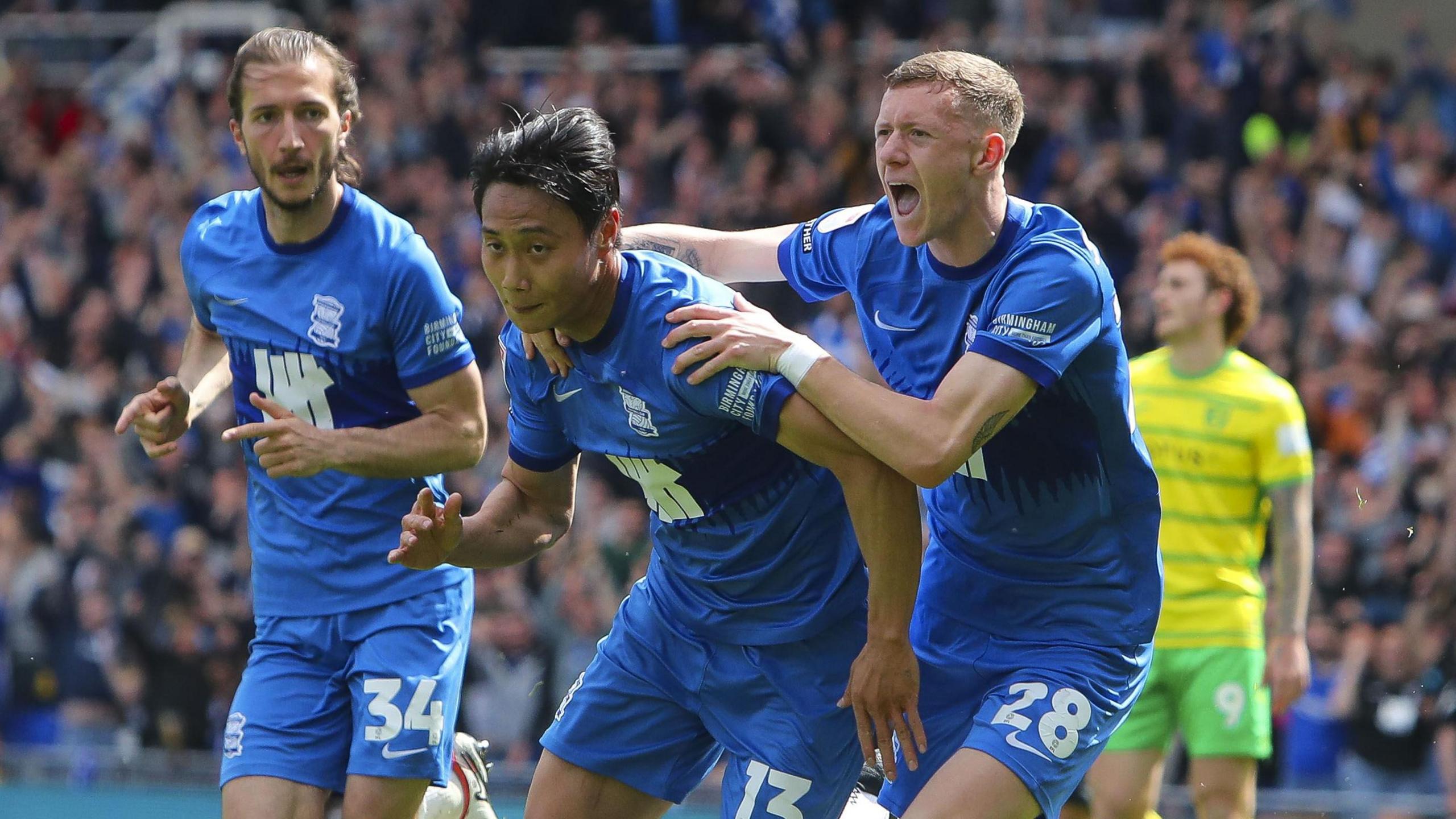 Paik Seung-Ho celebrates scoring for Birmingham City