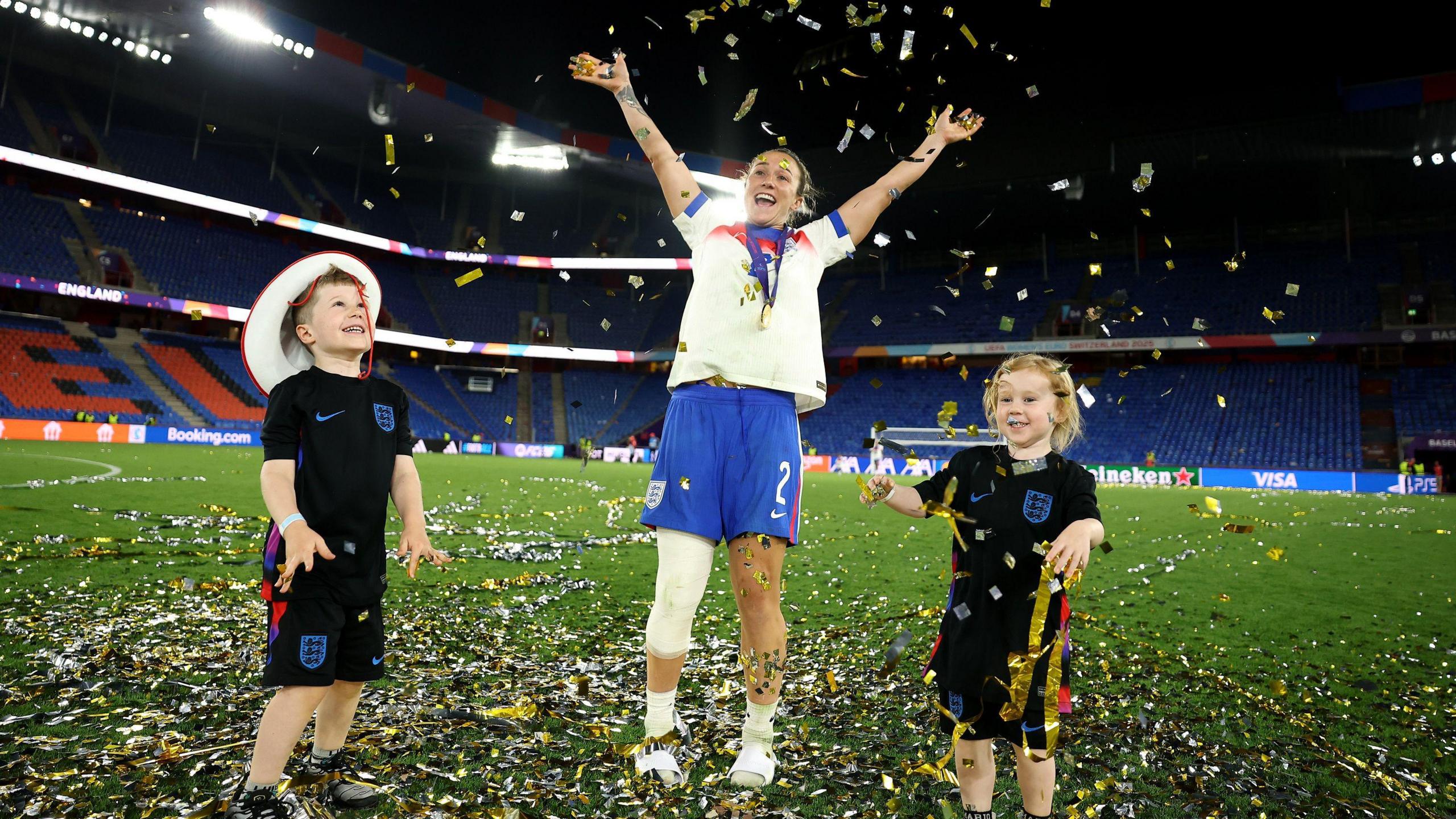 Lucy Bronze celebrates England's Euro 2025 triumph with her niece and nephew