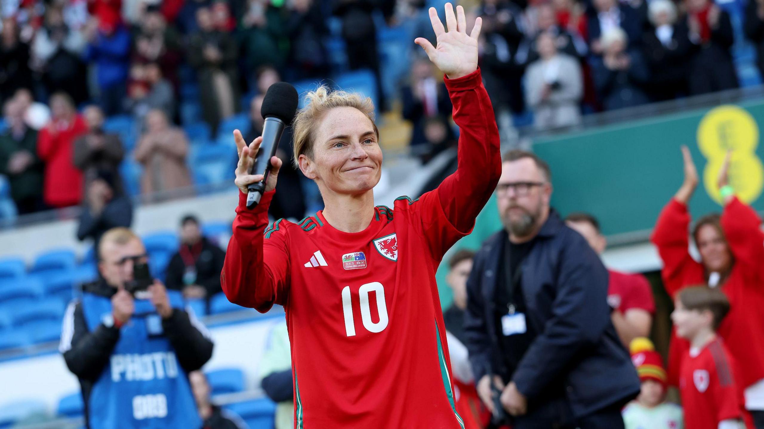 Jess Fishlock waves goodbye to Wales fans