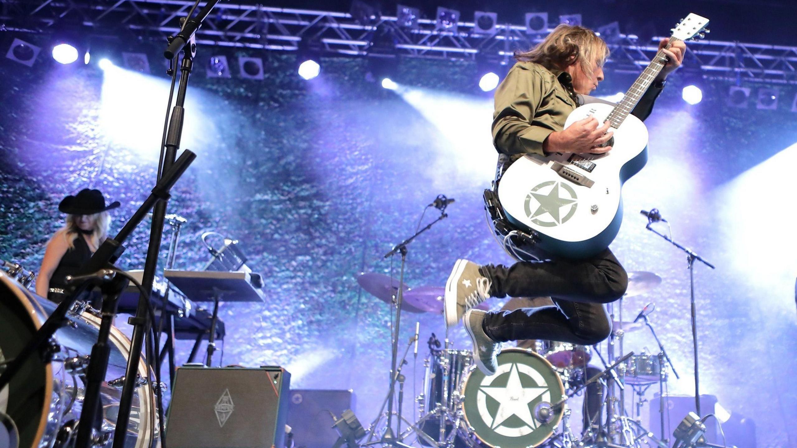 Mike Peters