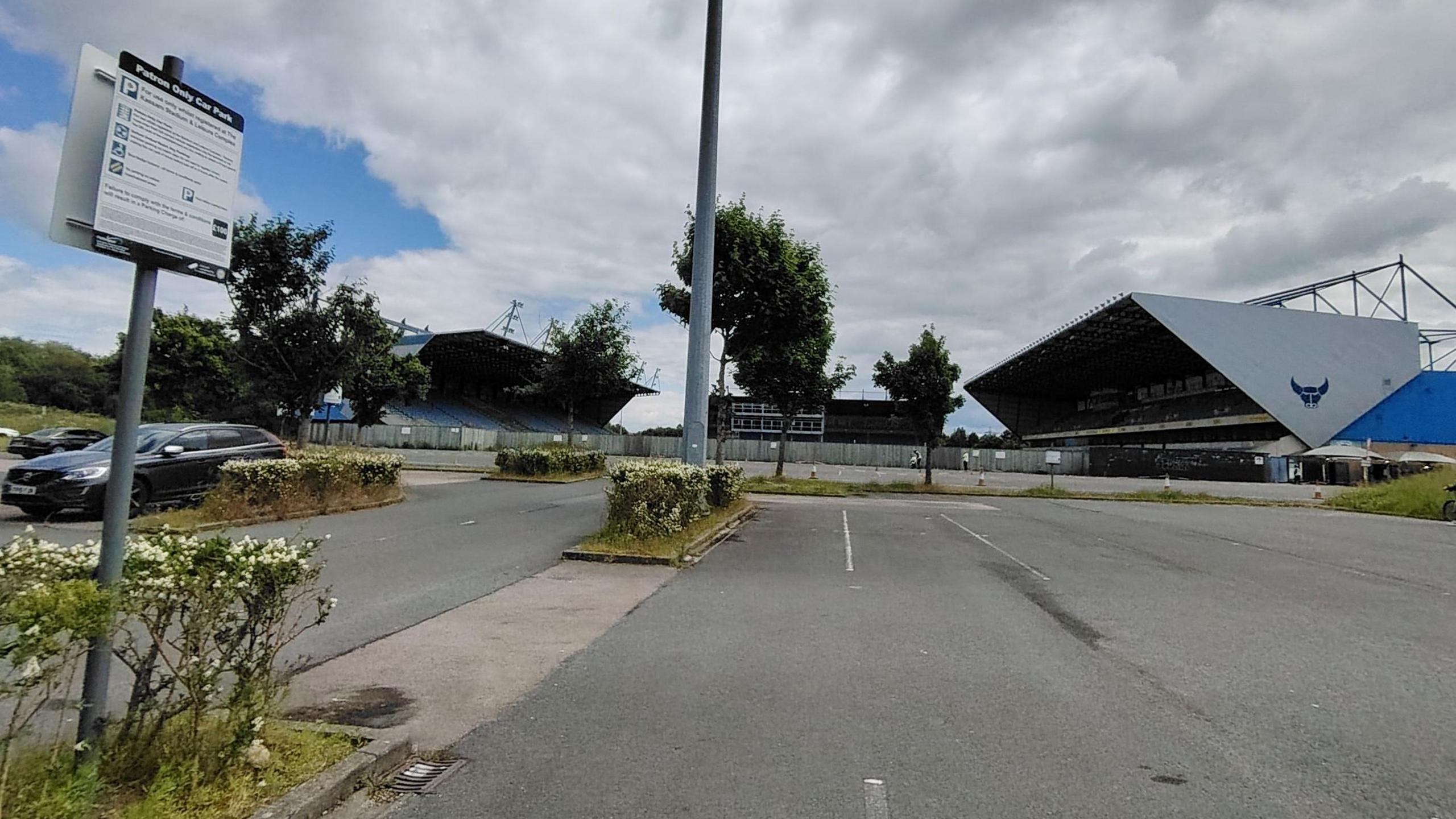 New parking restrictions sign in Kassam Stadium car park