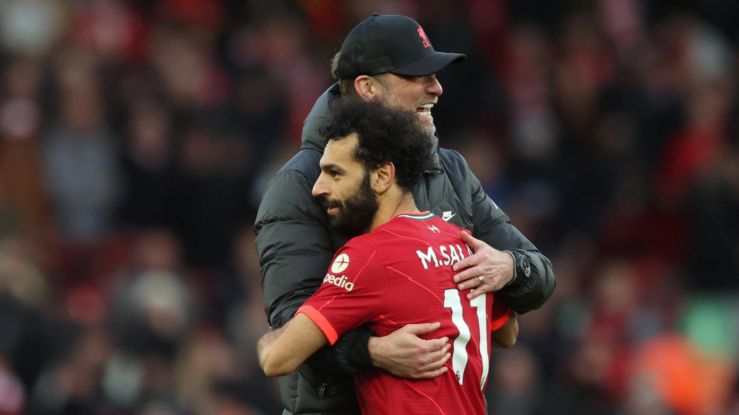 Jurgen Klopp on Mohamed Salah's new deal: 'It makes me smile thinking about it' - BBC Sport