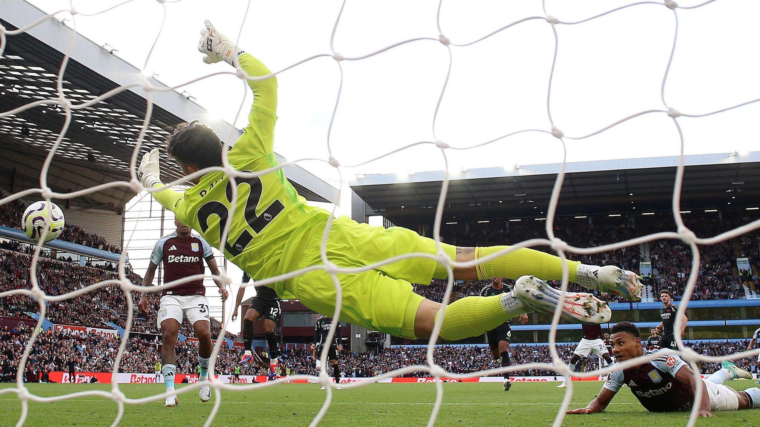 Arsenal keeper David Raya makes his wonder save from Aston Villa striker Ollie Watkins