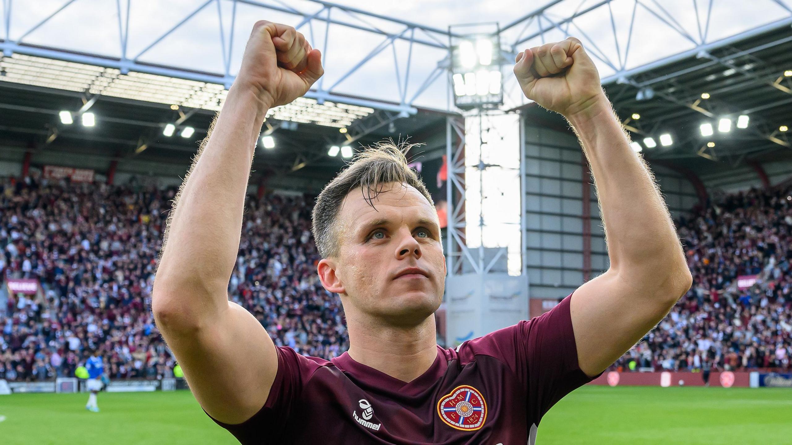 Lawrence Shankland celebrates
