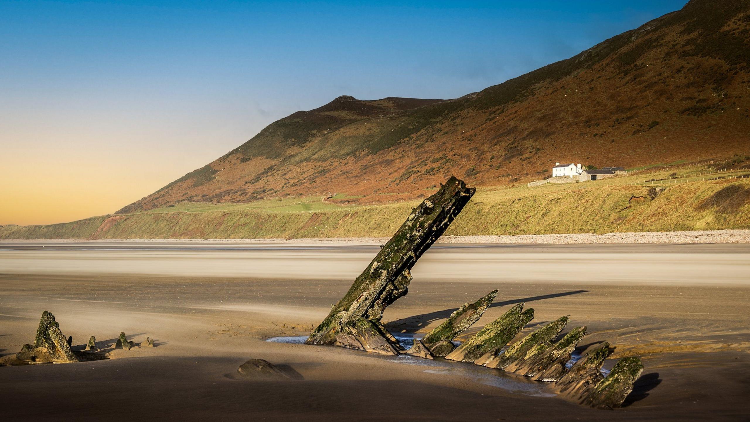 Traeth Rhosili a'r Hen Reithordy