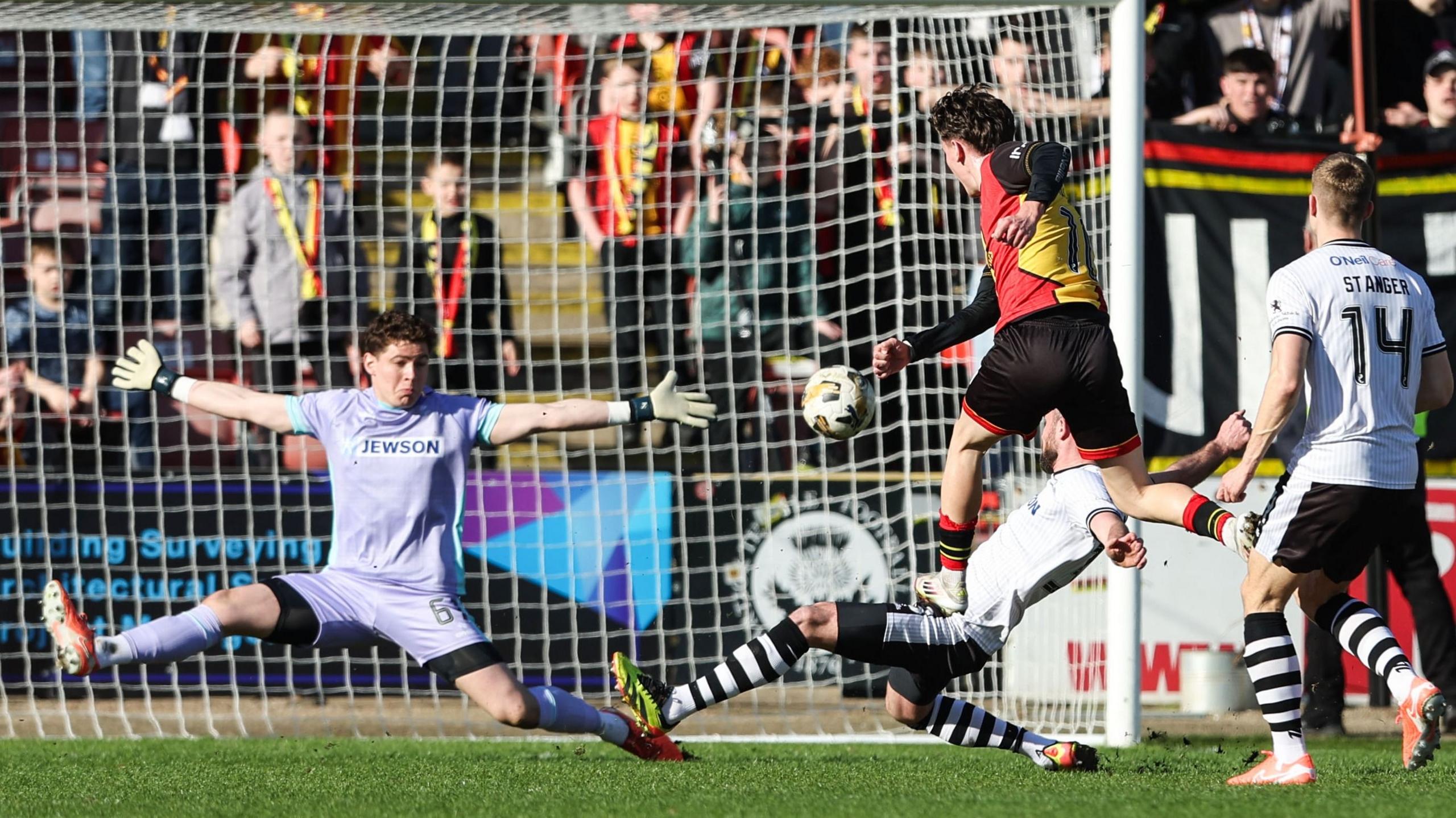 Logan Chalmers goal
