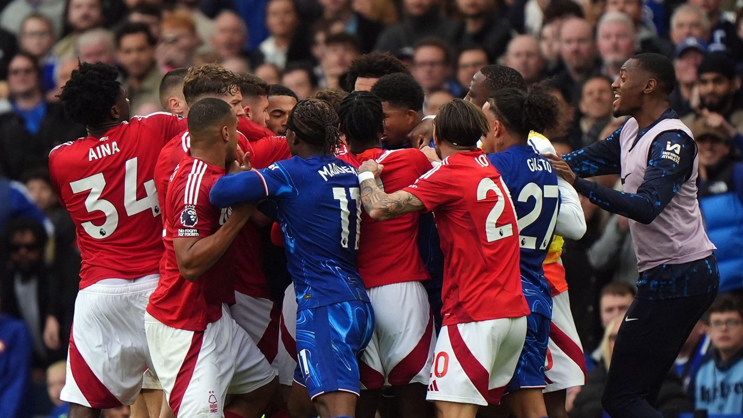 Chelsea and Nottingham Forest players in melee