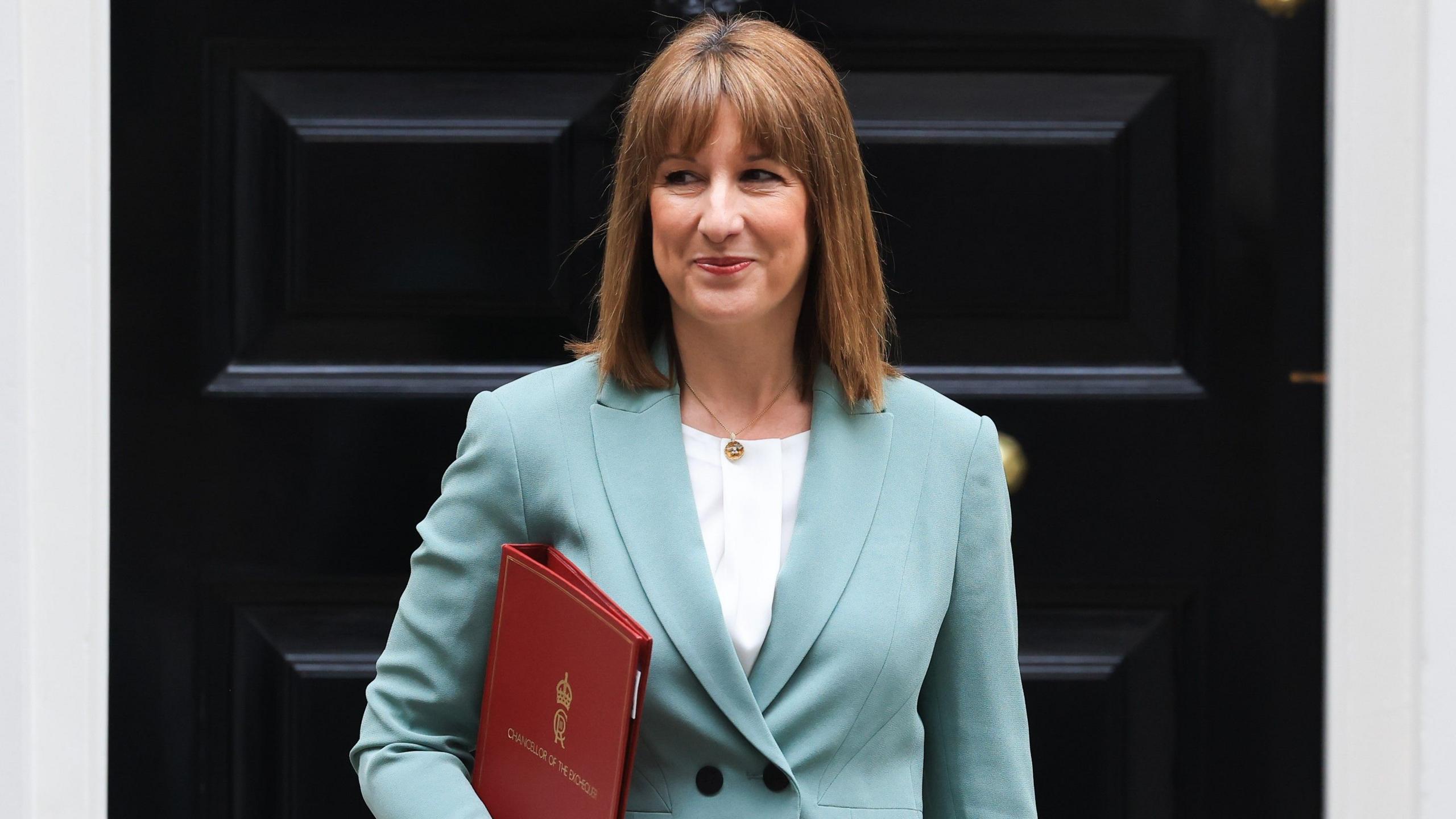 Y Canghellor Rachel Reeves