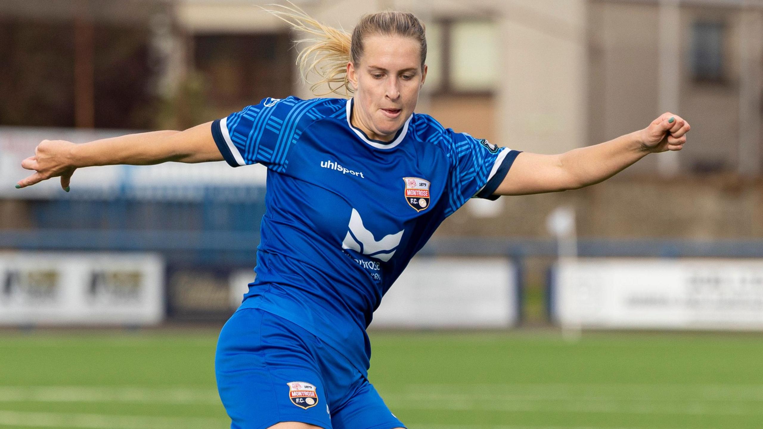 Georgia Carter opened the scoring for Montrose at Link's Park