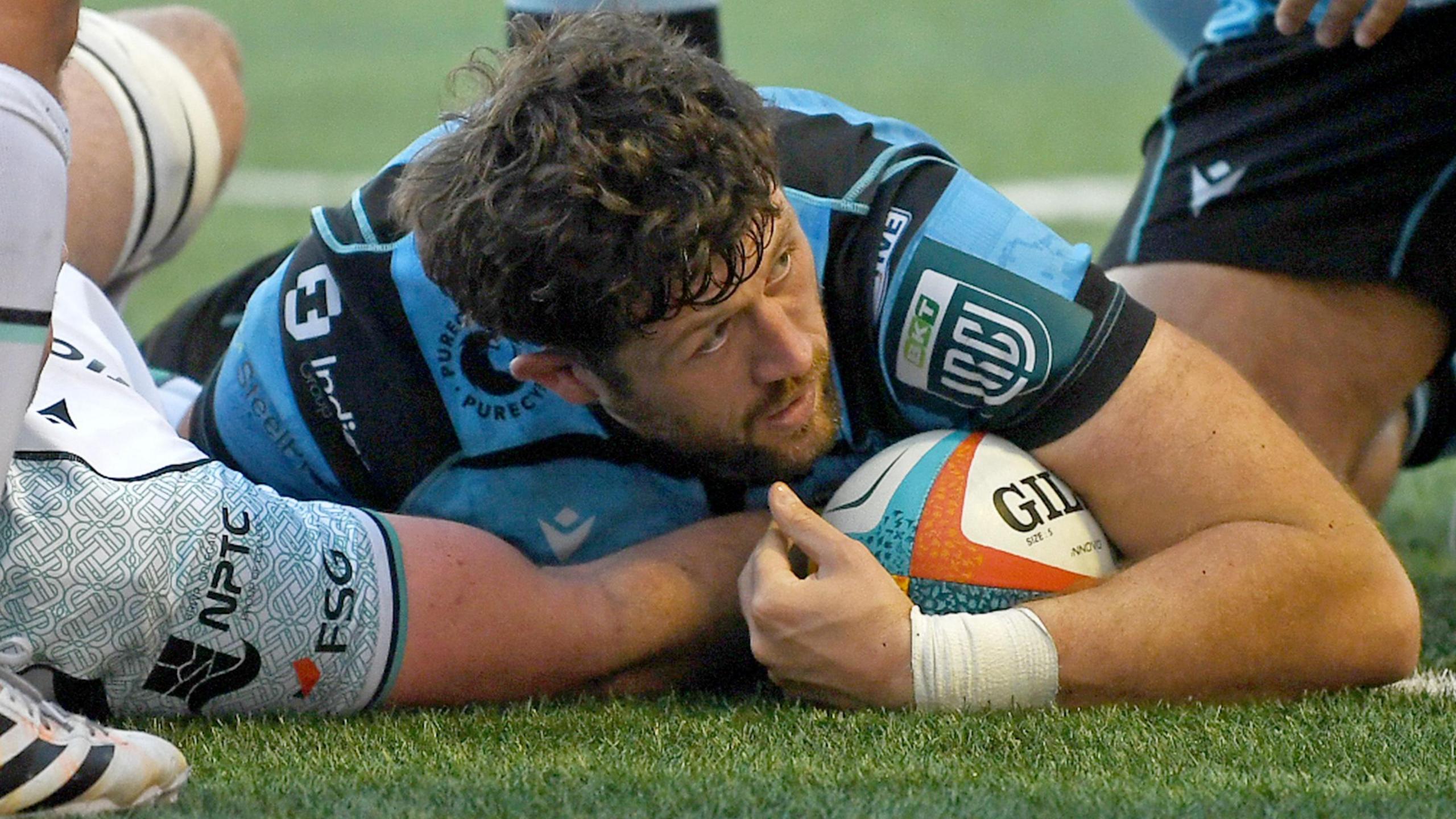 Cardiff lock Rory Thornton scores