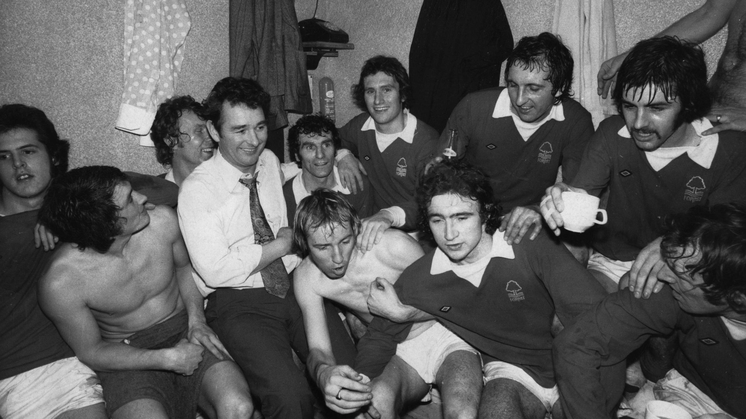 Brian Clough sat with his Nottingham Forest players after his first match in charge in January 1975