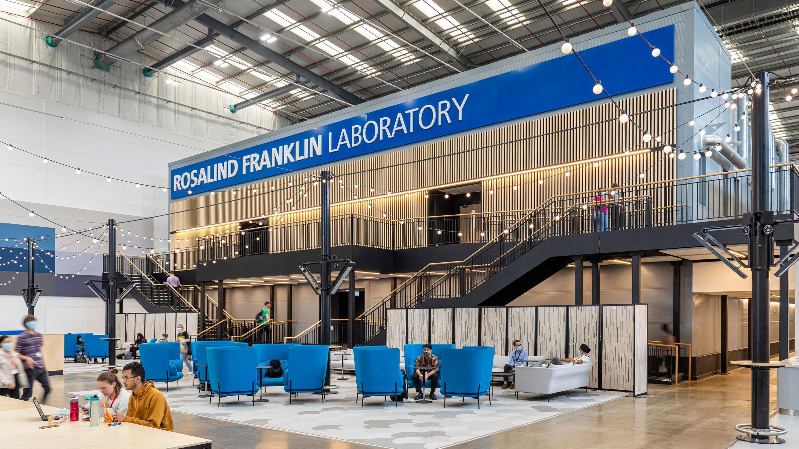 The Rosalind Franklin Laboratory inside