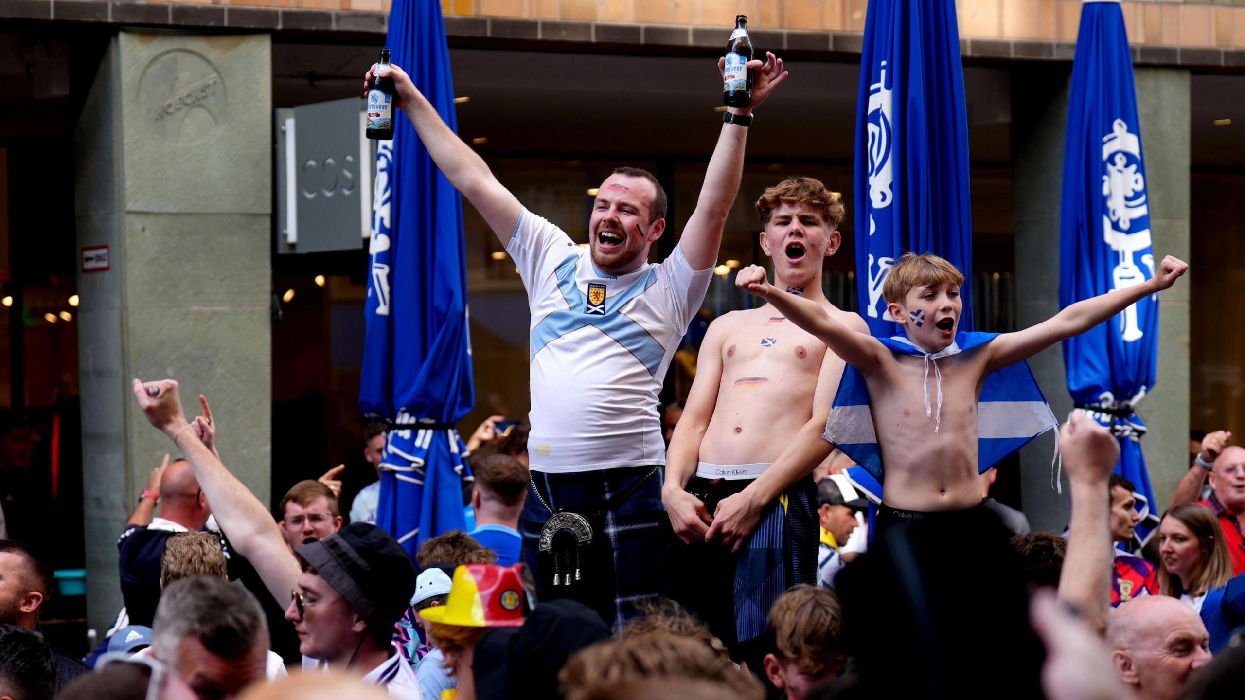 Fans in Munich