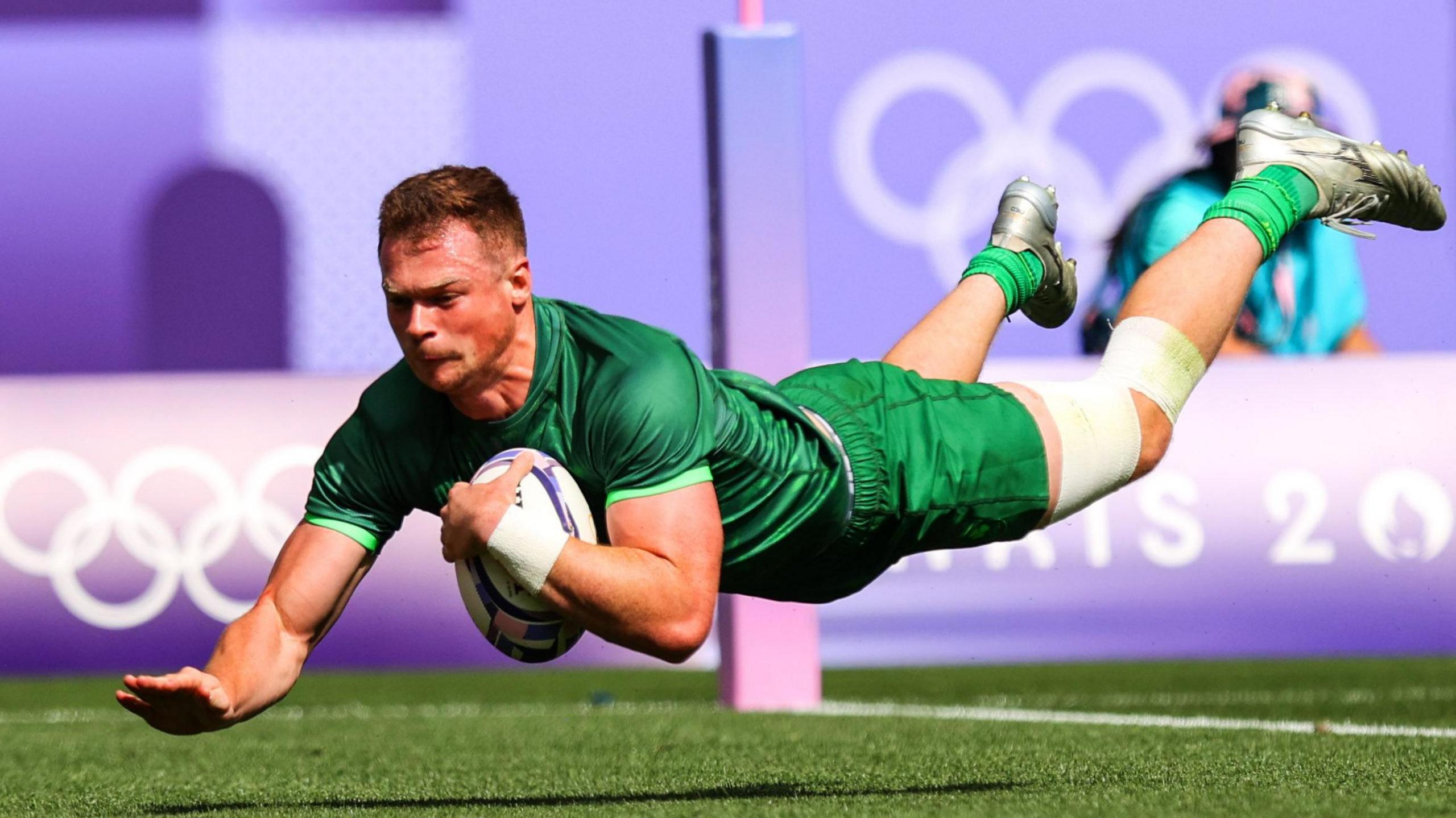 Zac Ward in action for Ireland's Sevens at the Paris Olympics