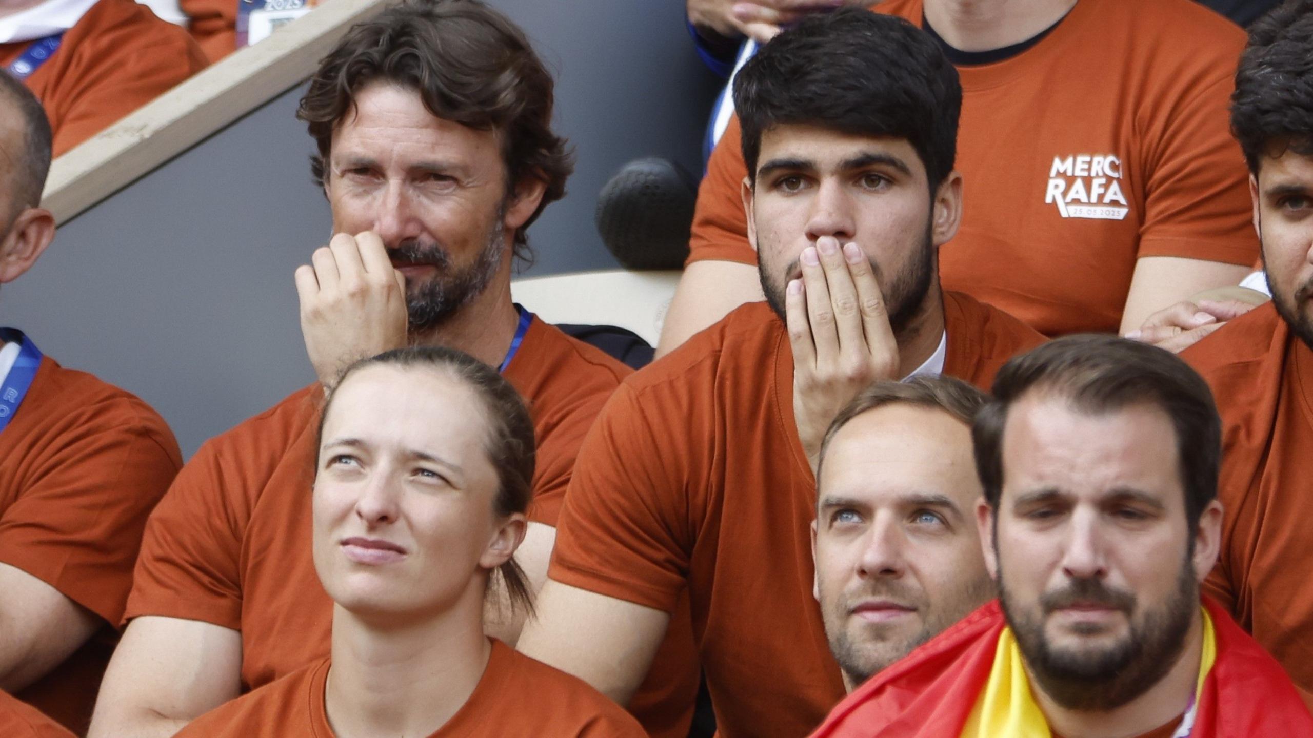 Iga Swiatek, Carlos Alcaraz and Juan Carlos Ferrero attend a tribute ceremony for Rafael Nadal