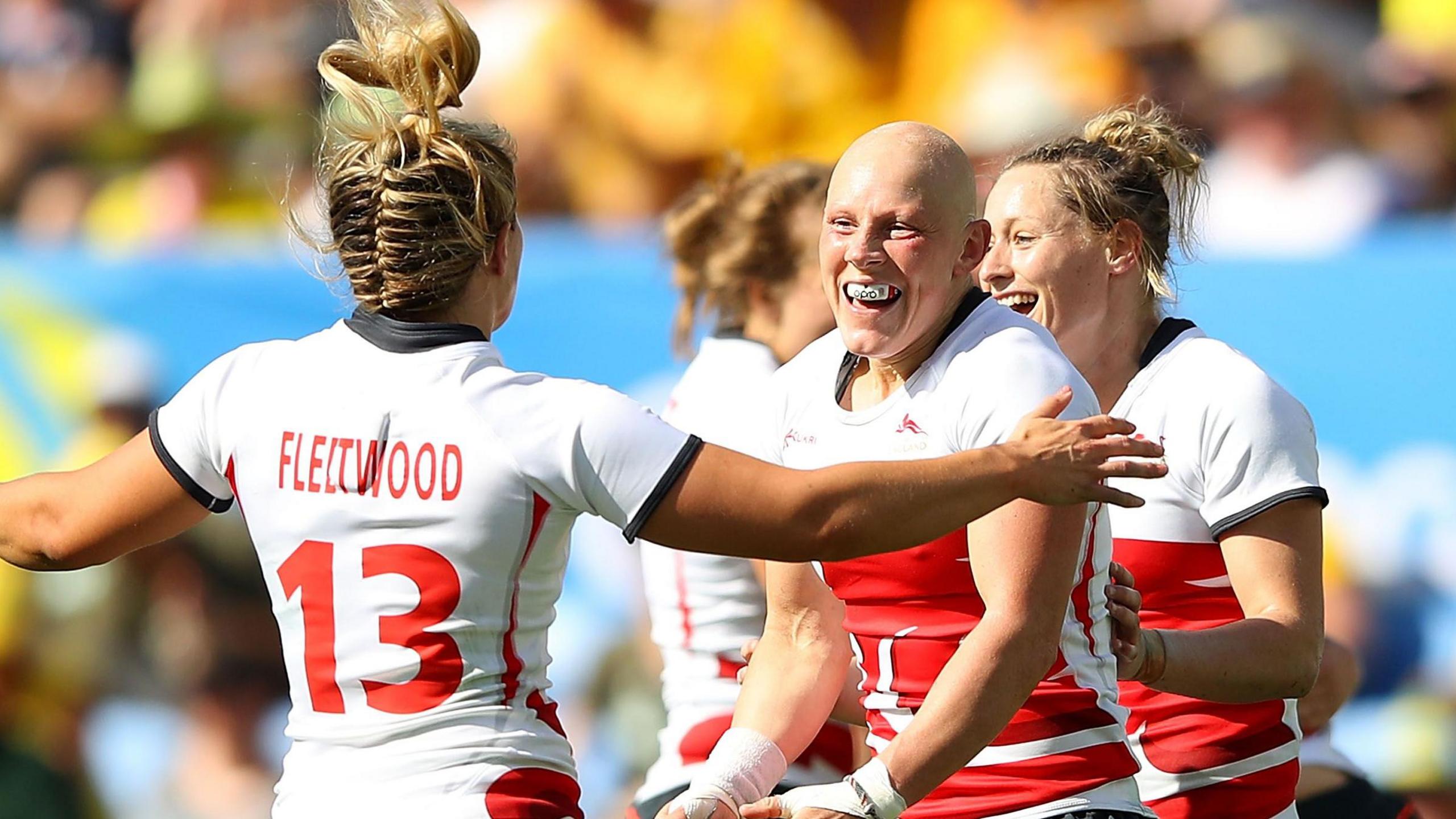 Heather Fisher playing for England at the 2018 Commonwealth Games