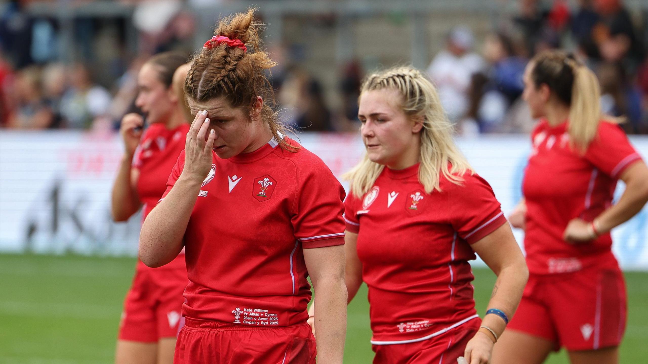 Kate Williams and Alex Callender look dejected in defeat