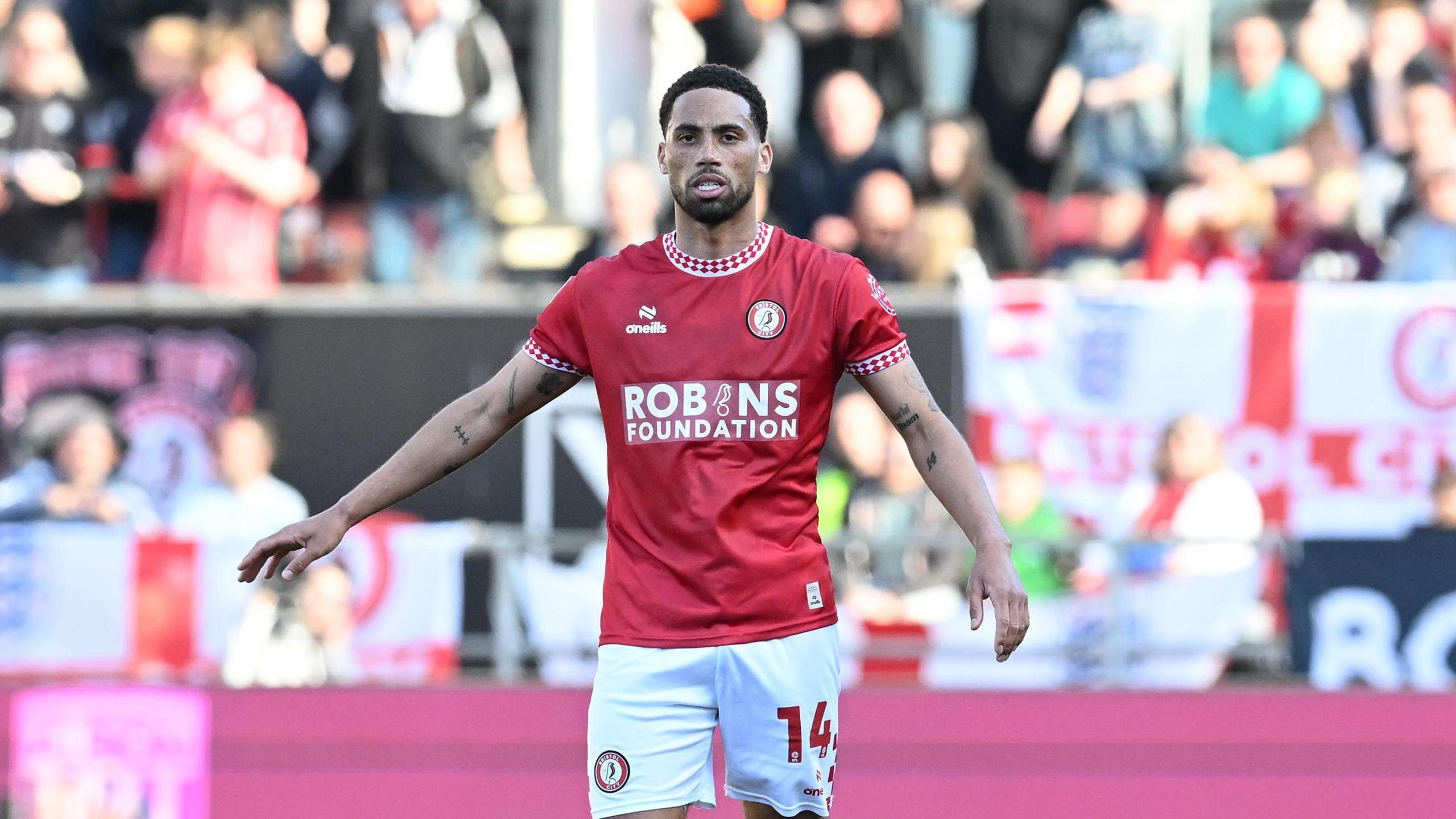 Zak Vyner on the pitch