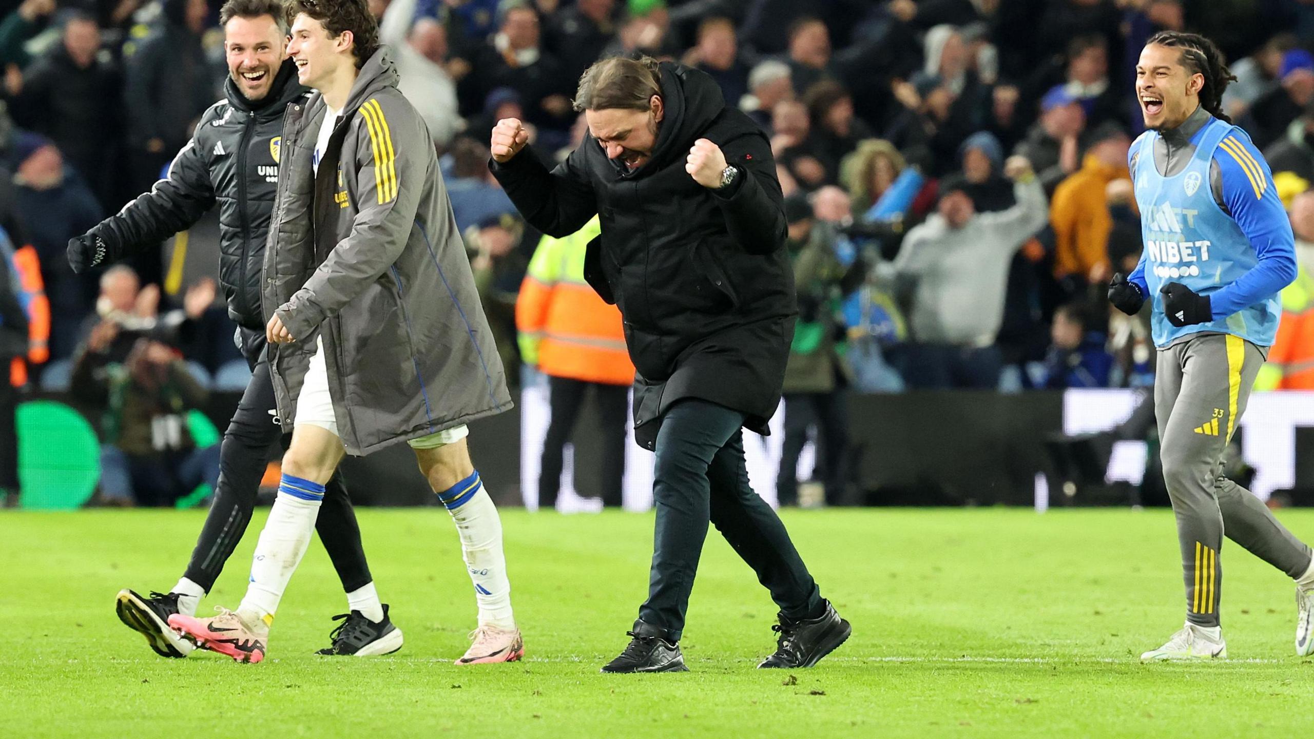 Leeds boss Daniel Farke celebrates the 2-1 win over Sunderland