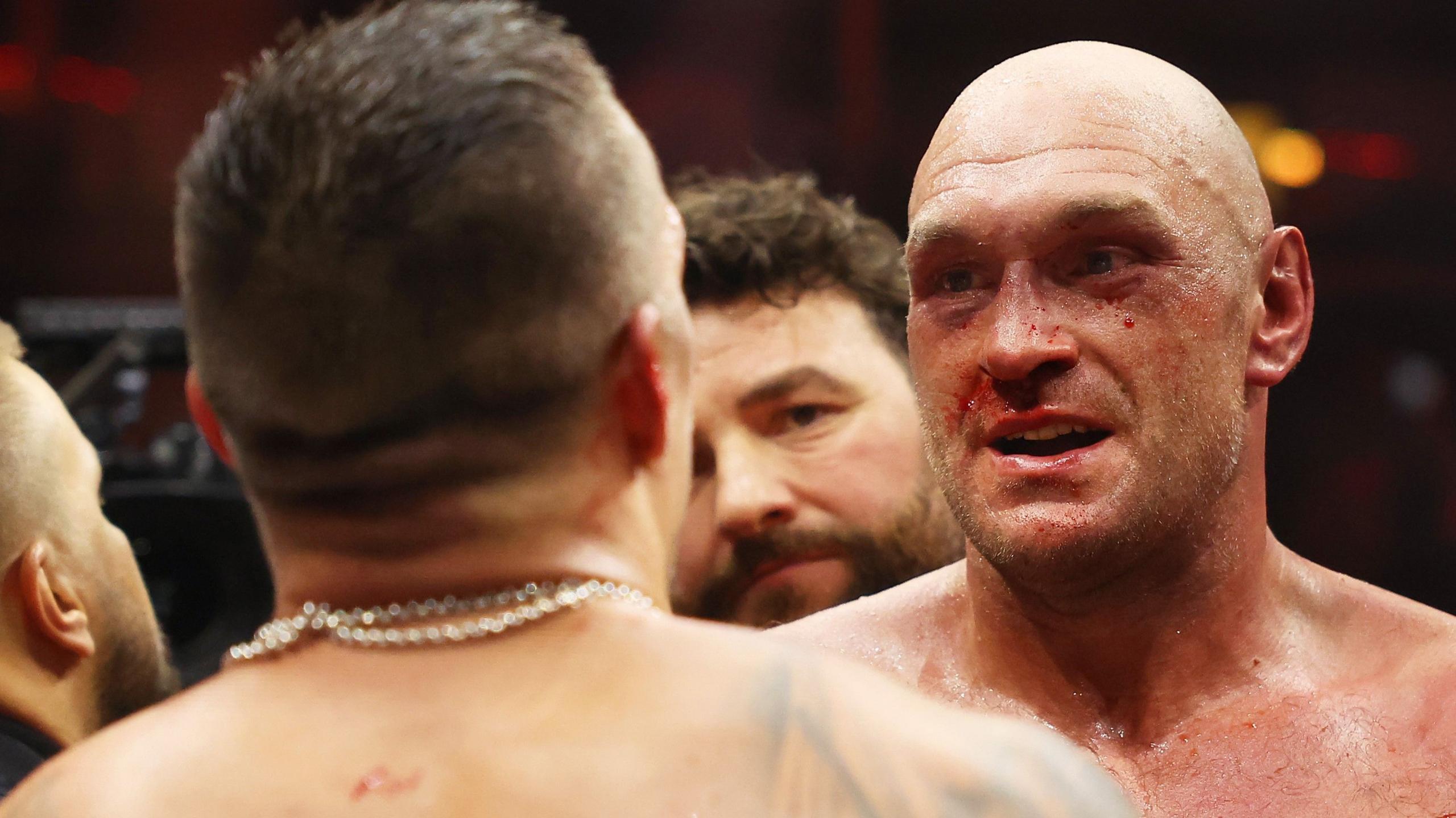 Tyson Fury is face to face with Oleksandr Usyk 