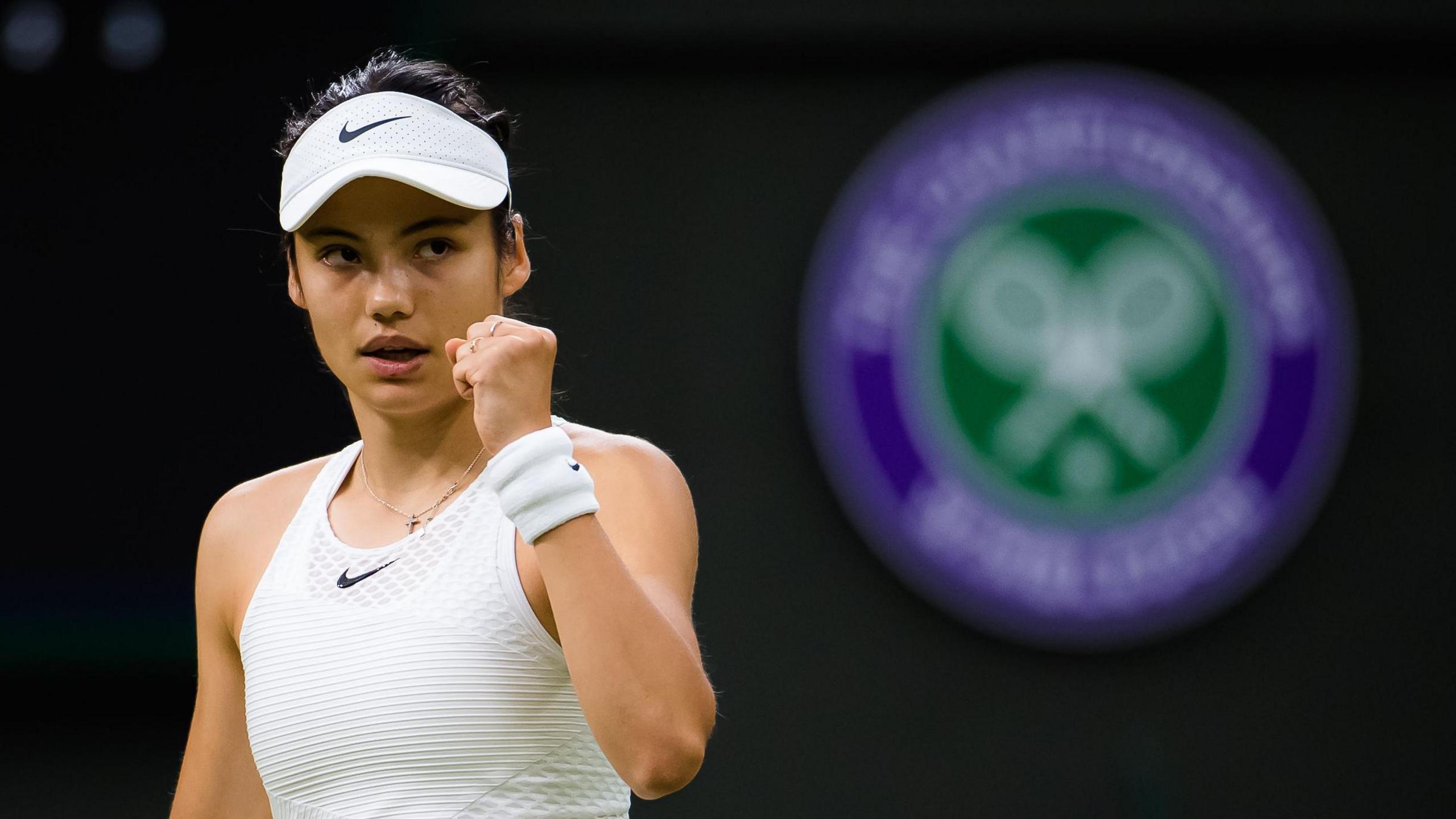 Emma Raducanu celebrates at Wimbledon