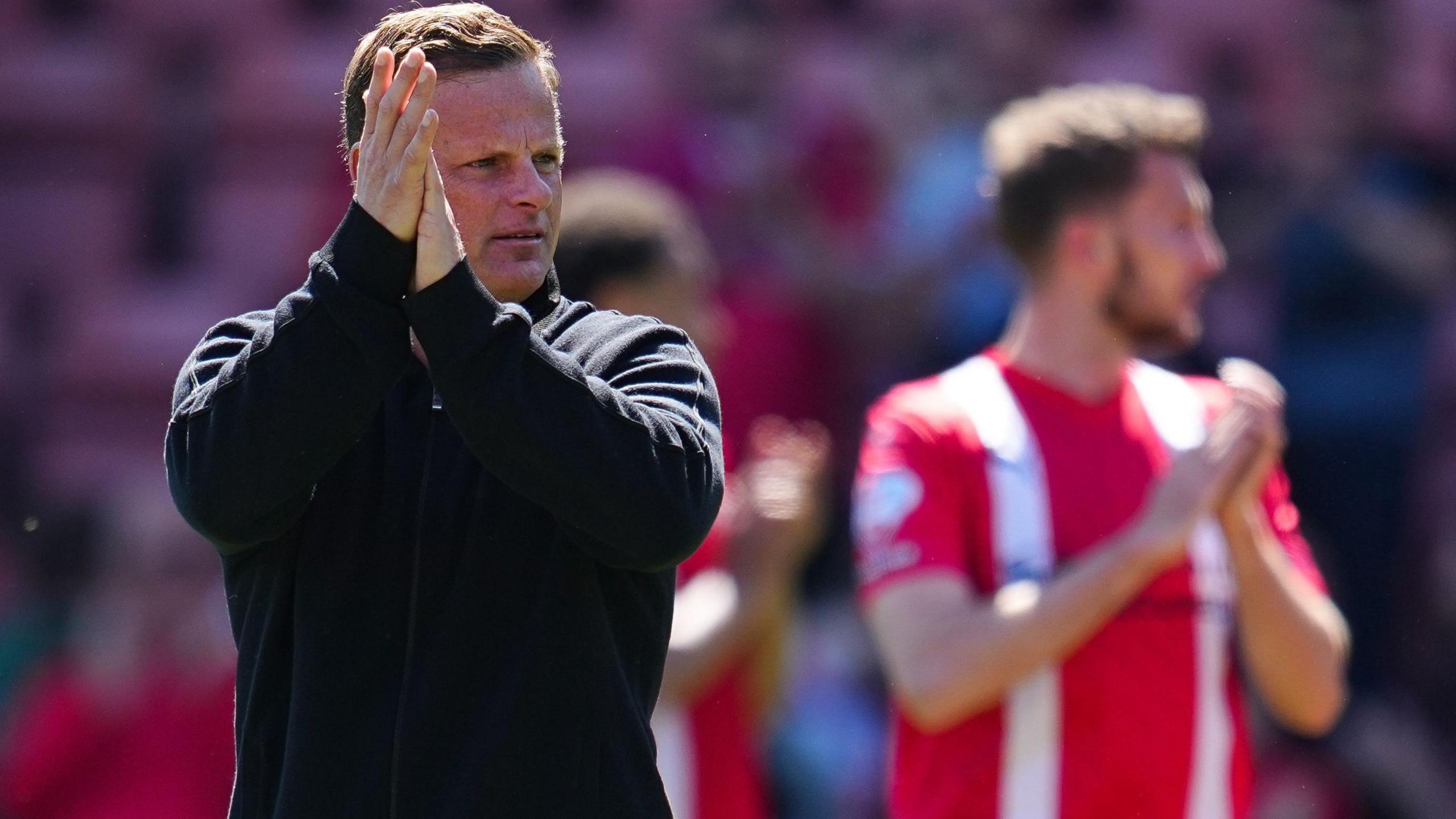 Richie Wellens applauds Leyton Orient's fans
