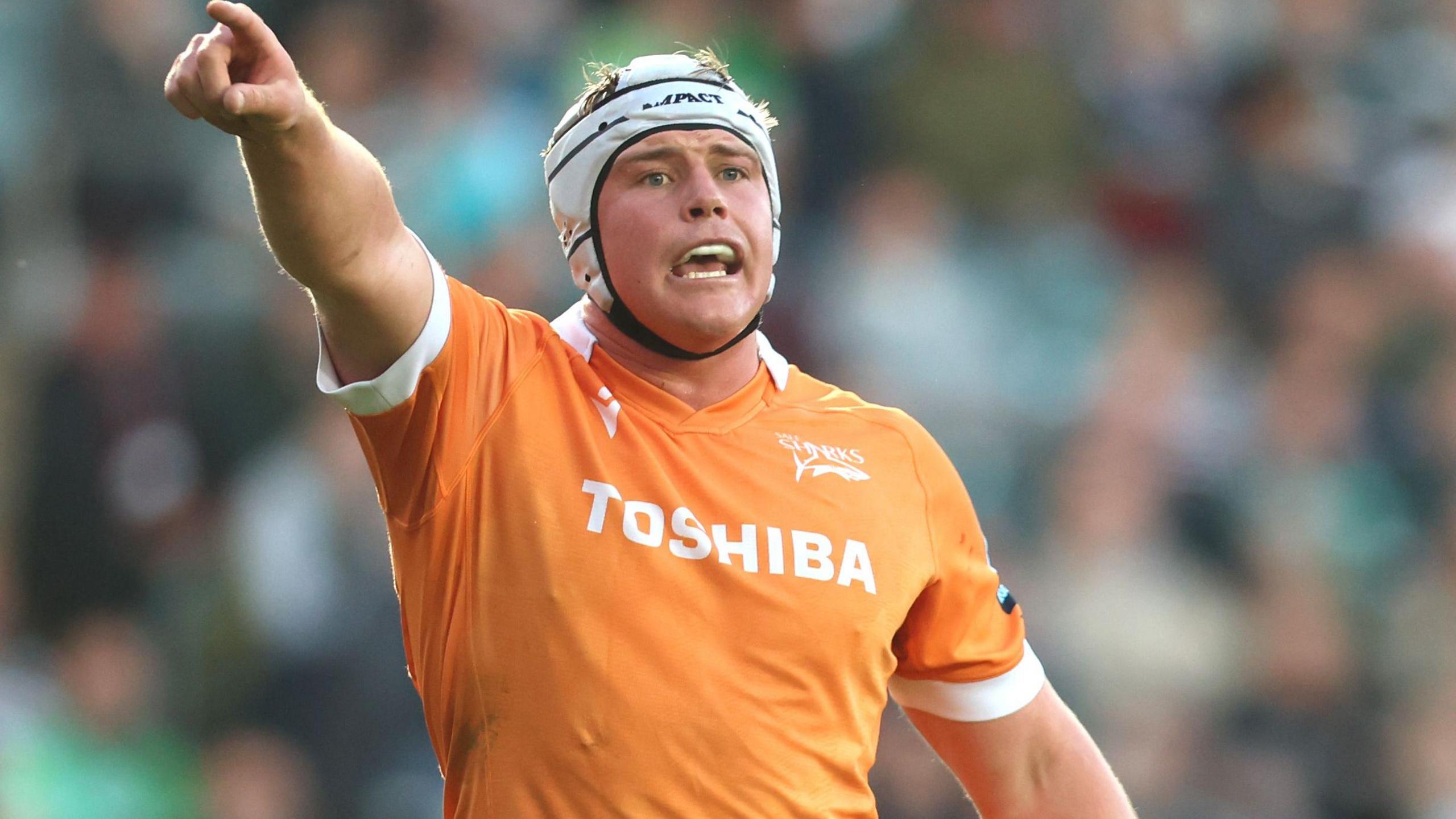 Ernst van Rhyn in action for Sale Sharks