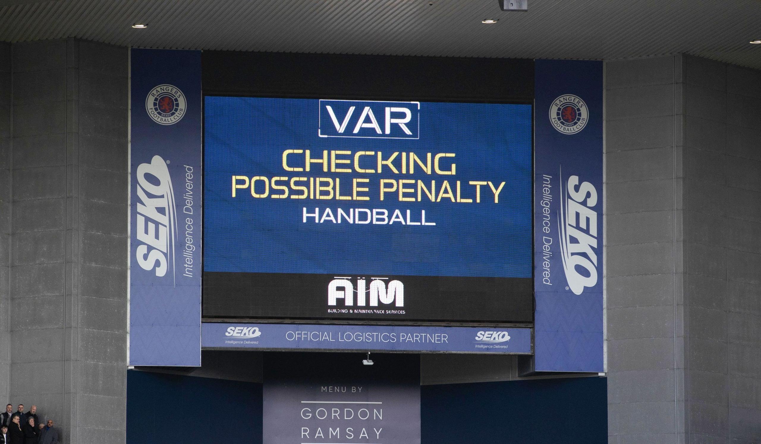 VAR screen