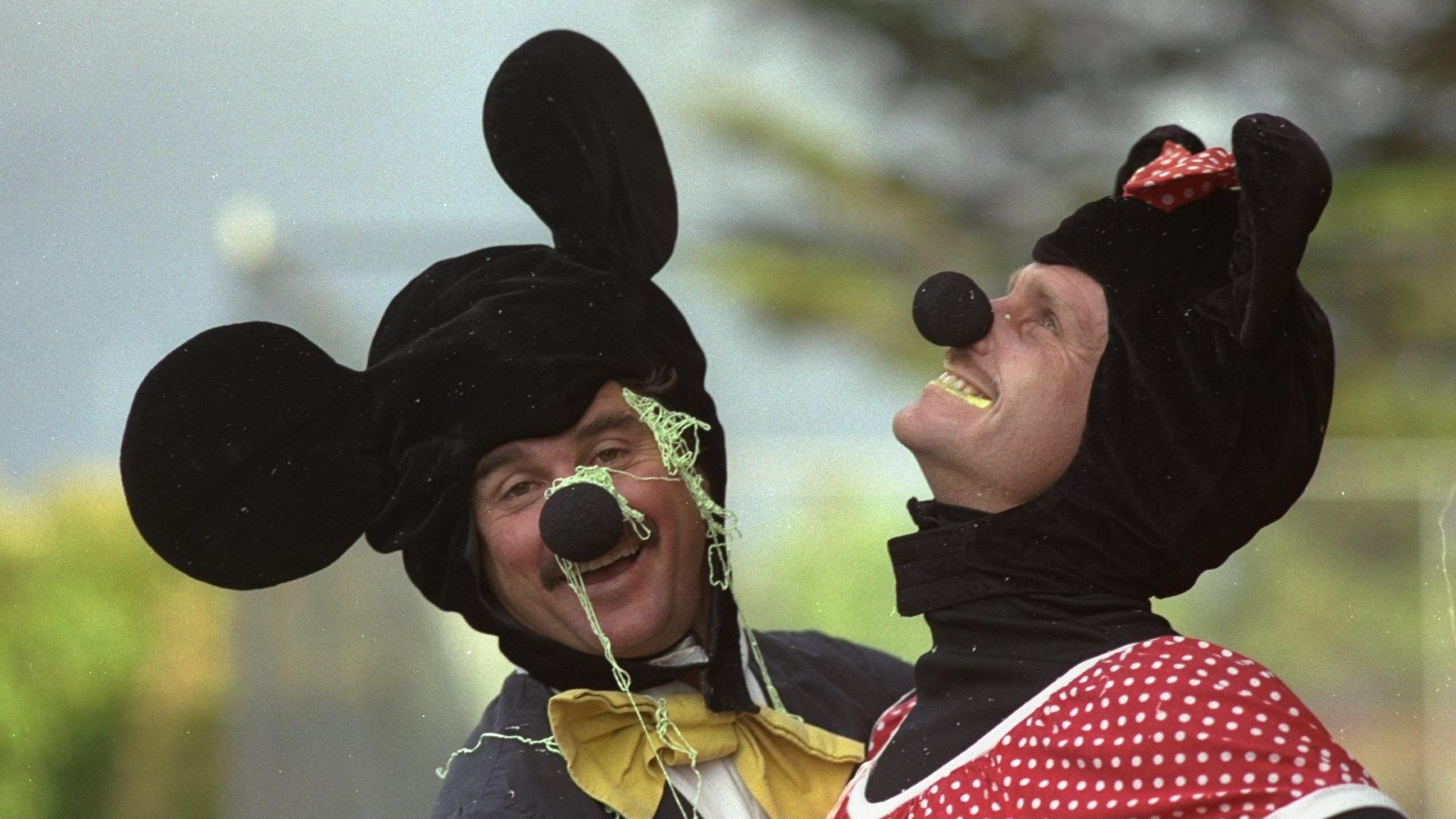 Allan Lamb and Robin Smith dressed as Mickey and Minnie Mouse