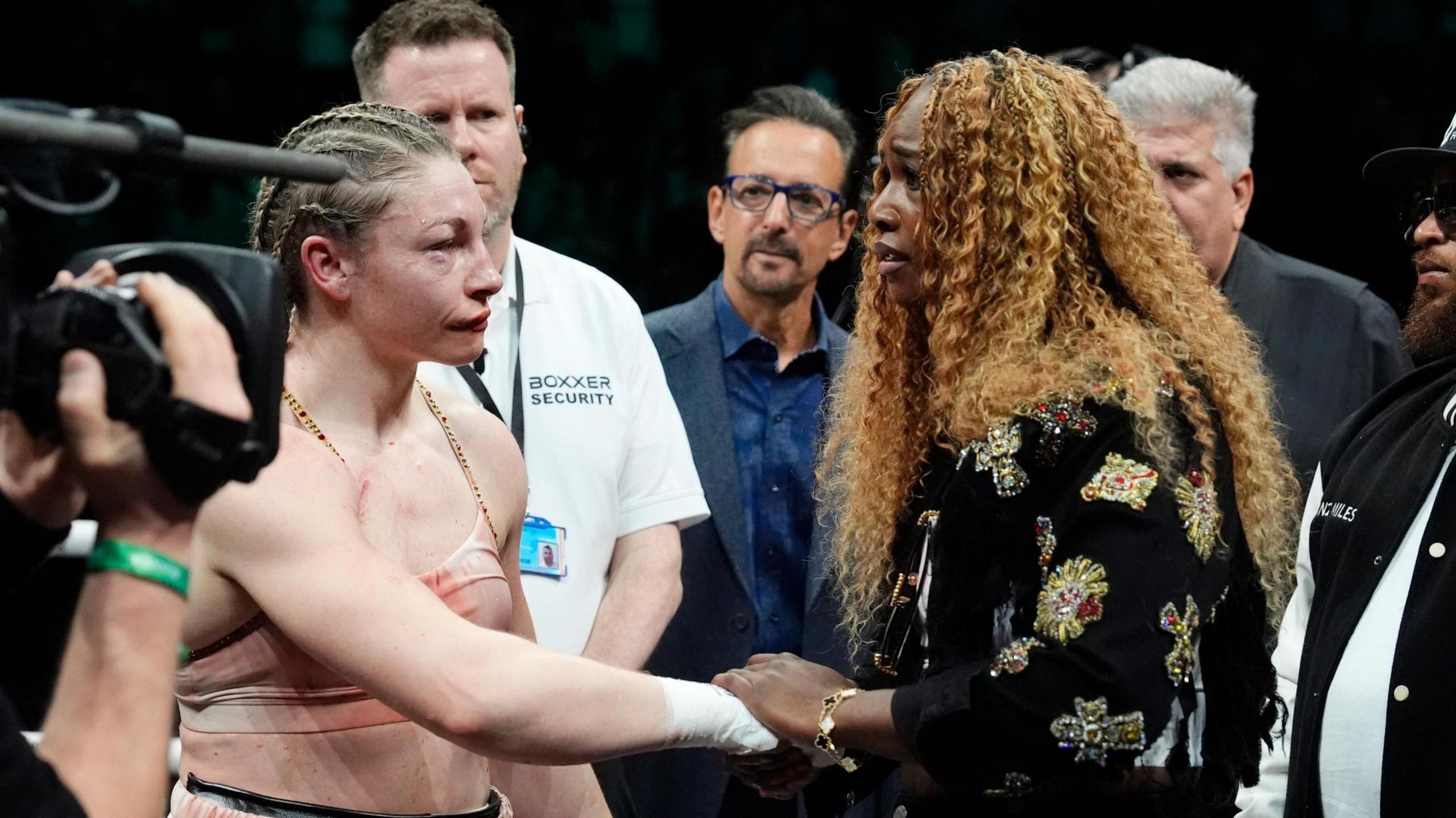 Lauren Price (left) and Claressa Shields
