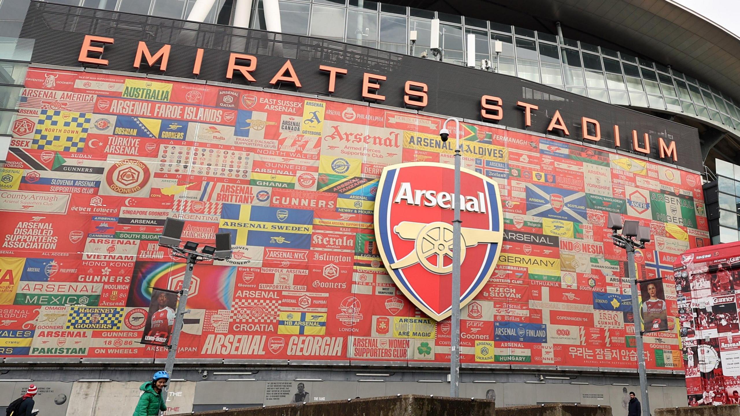 General view outside Emirates Stadium with Arsenal badge