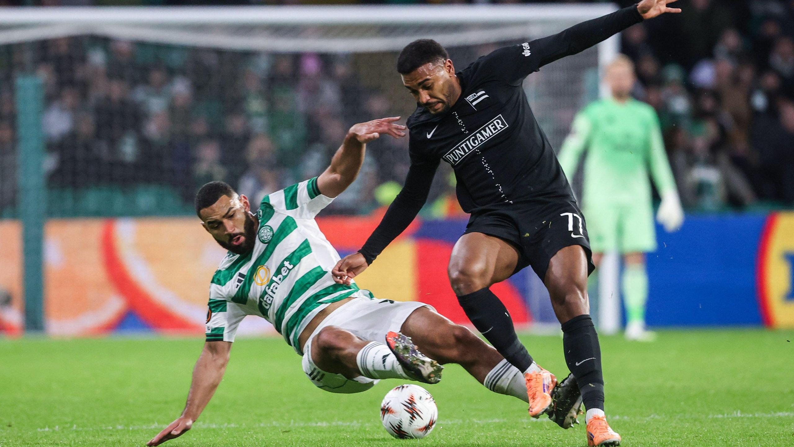 Cameron Carter-Vickers playing for Celtic against Sturm Graz