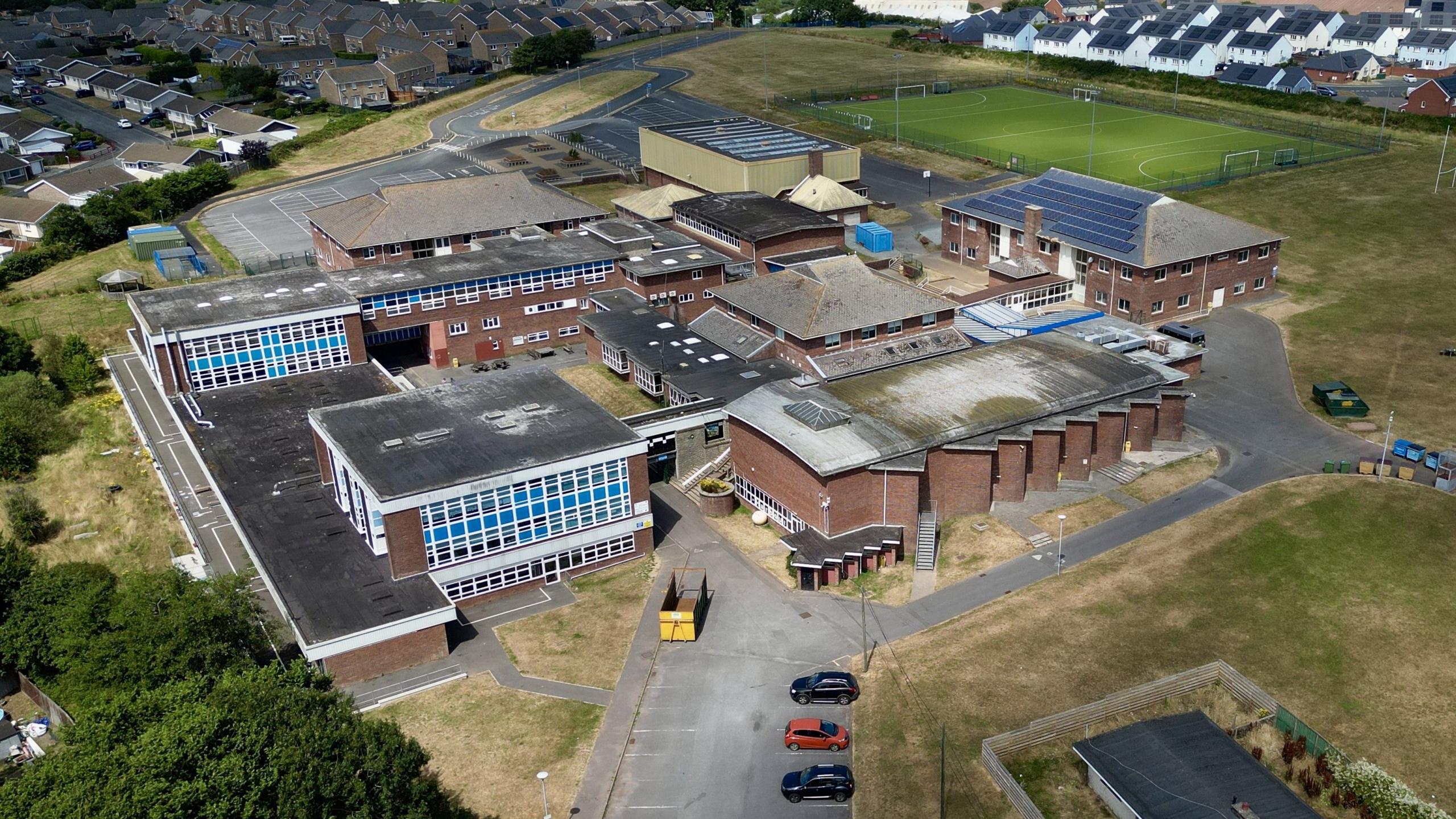 Ysgol Aberdaugleddau