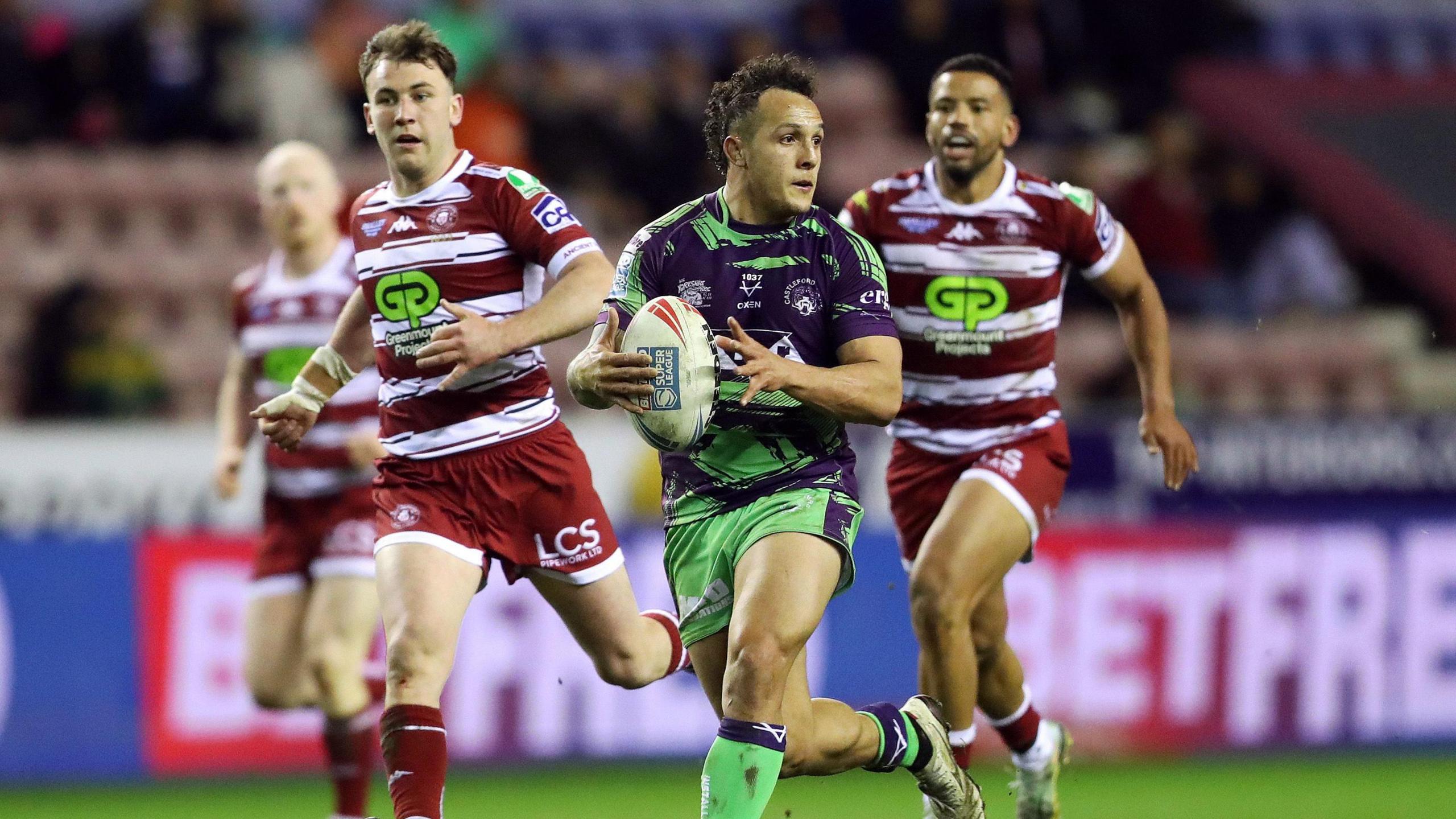 Liam Horne in action for Castleford