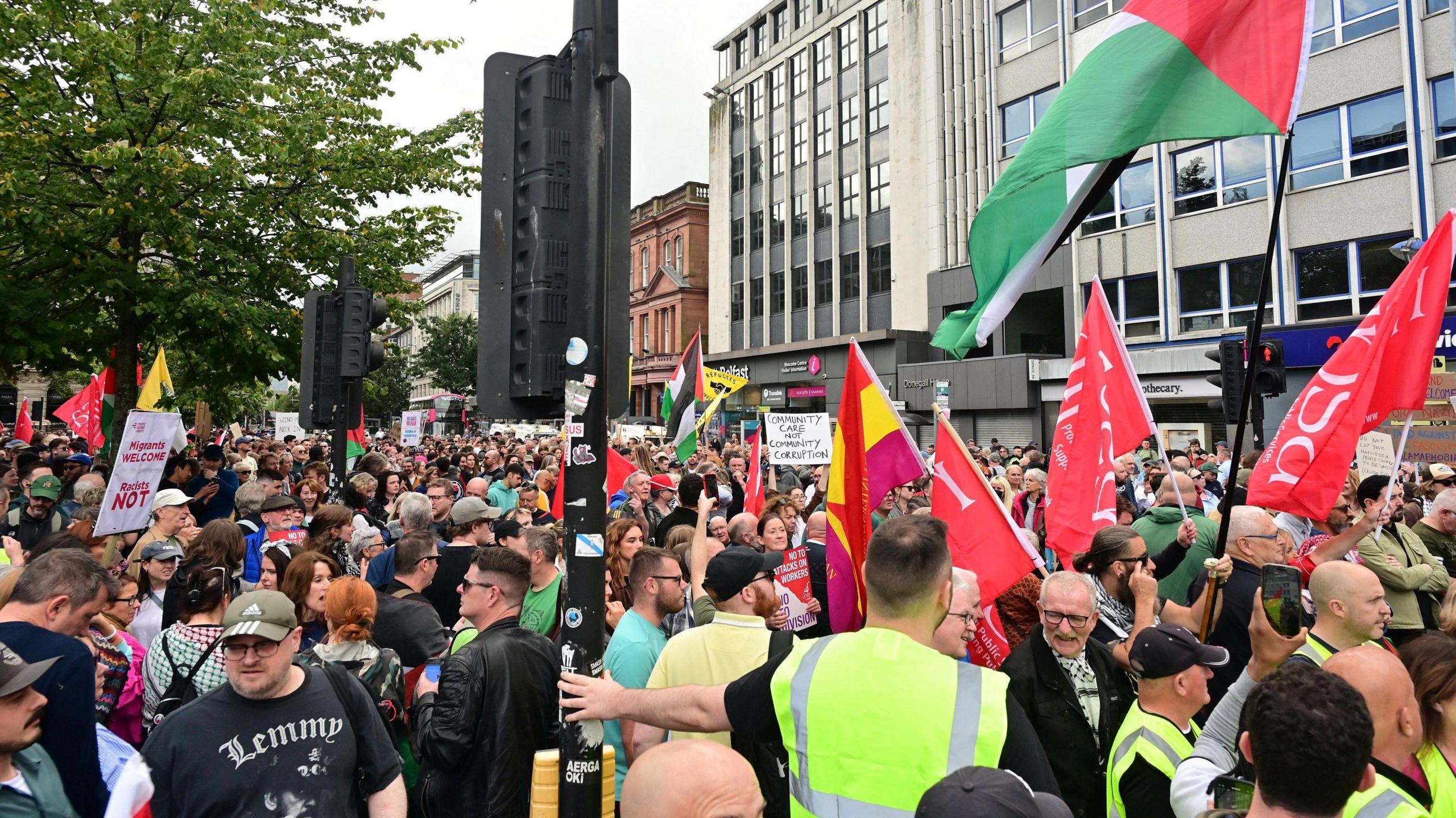 Thousands of people at Belfast City Hall