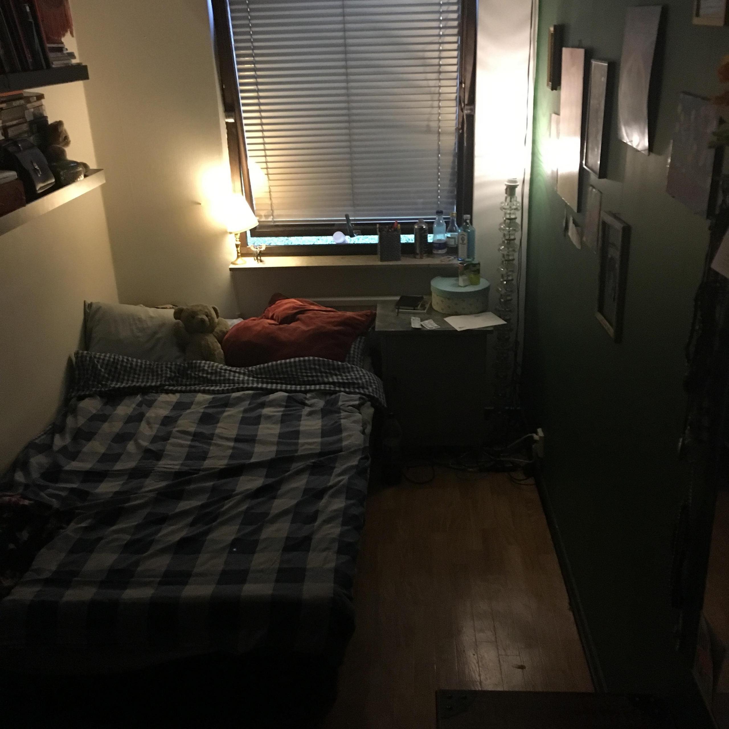 clean bedroom