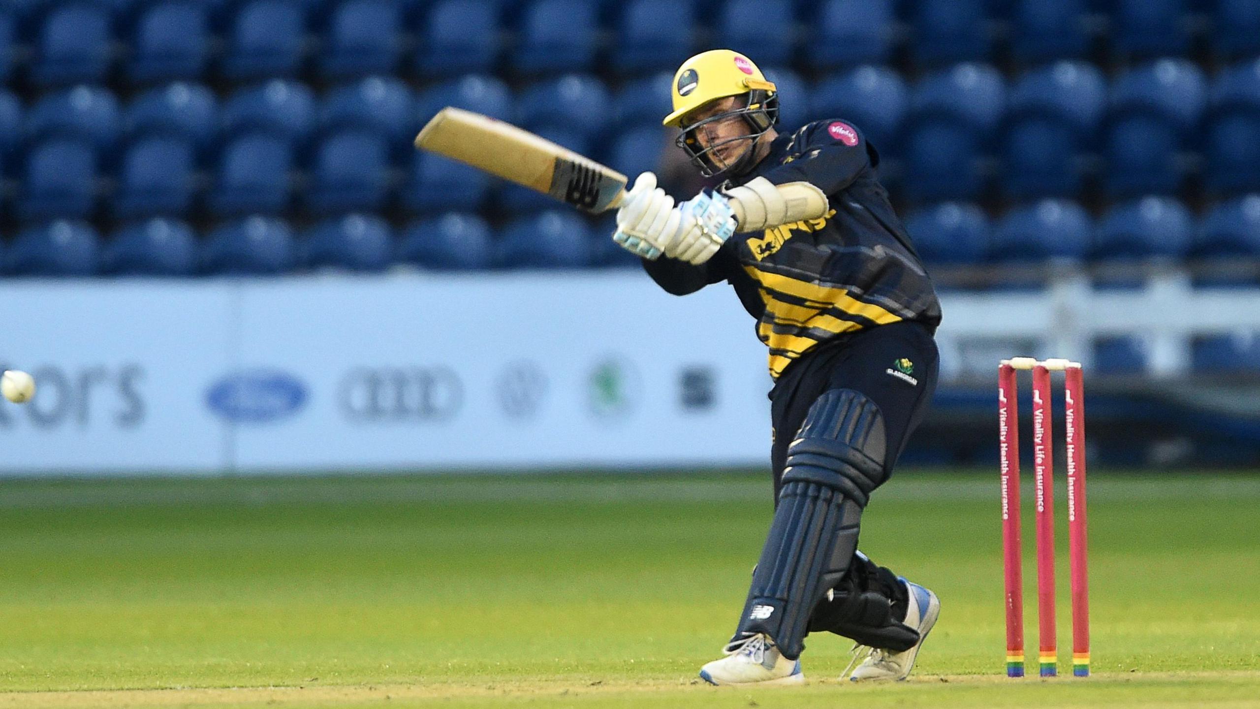 Mason Crane batting for Glamorgan