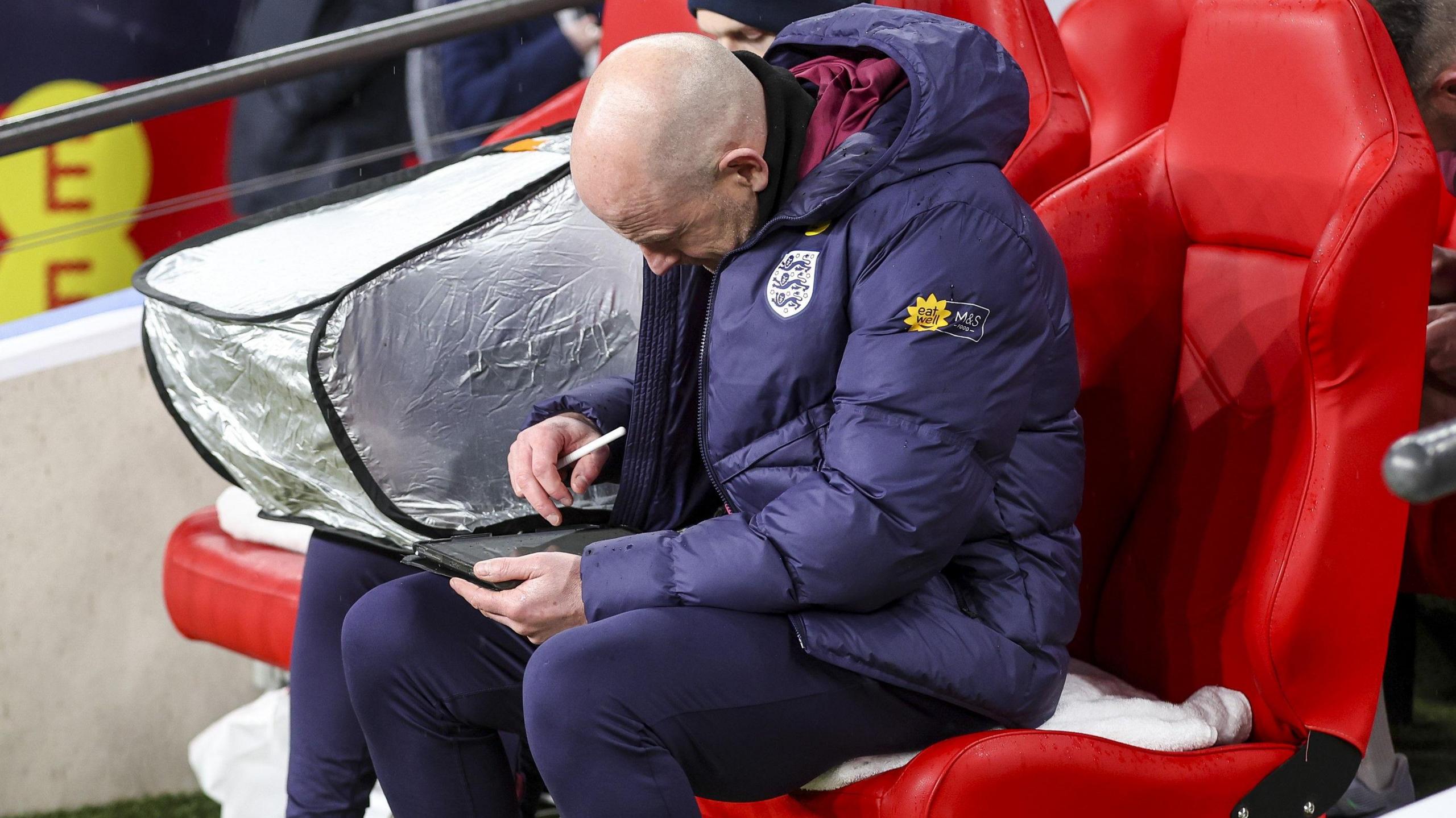 Lee Carsley in the Wembley dugout 