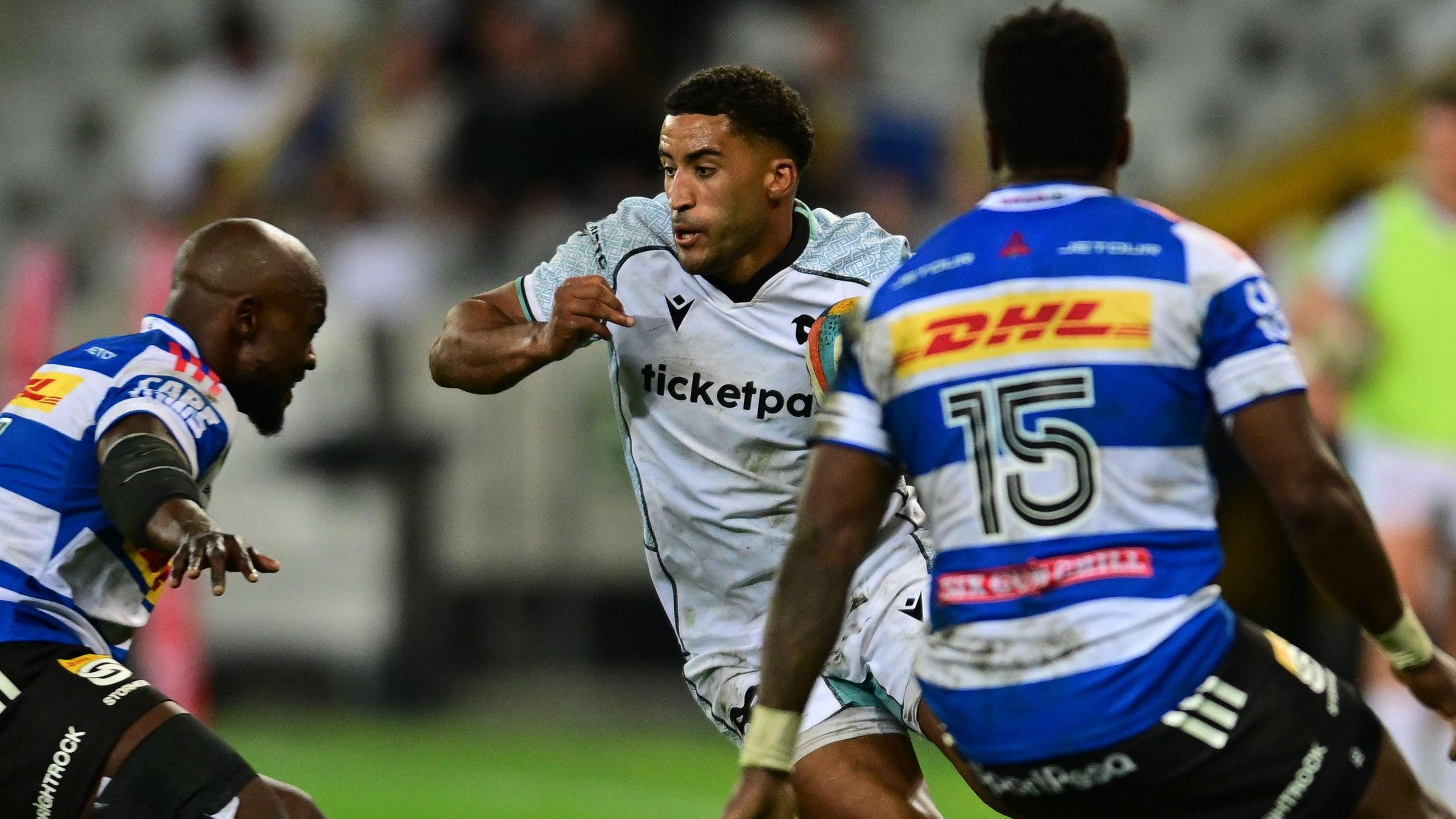 Keelan Giles on the run for Ospreys at Stormers in the URC