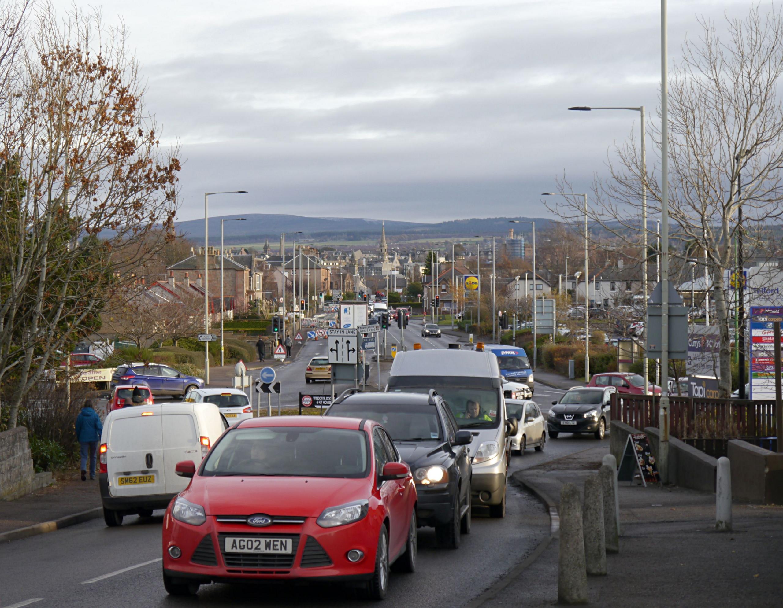 Rathad Telford, Inbhir Nis