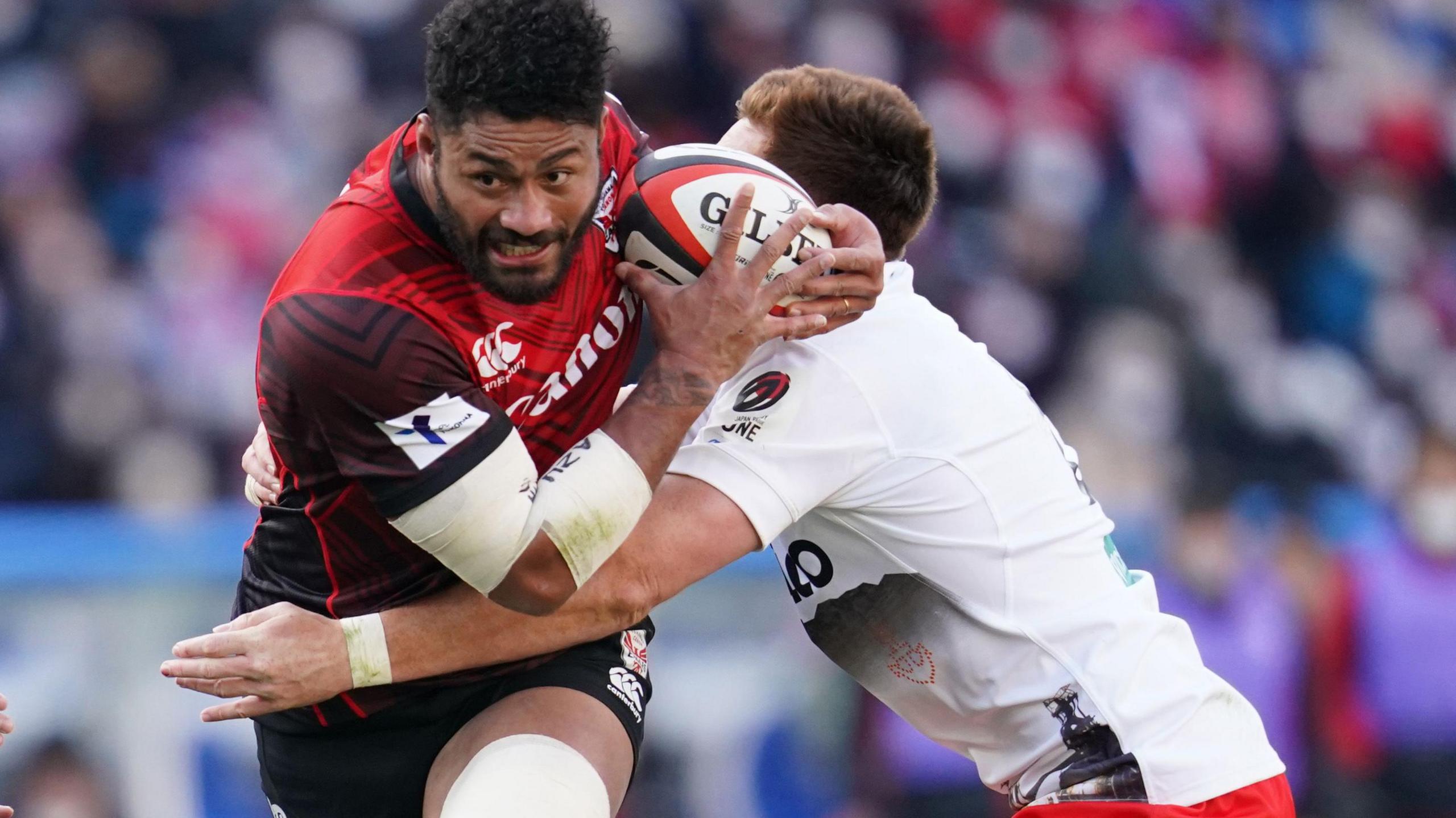Amanaki Mafi in action for Canon Eagles