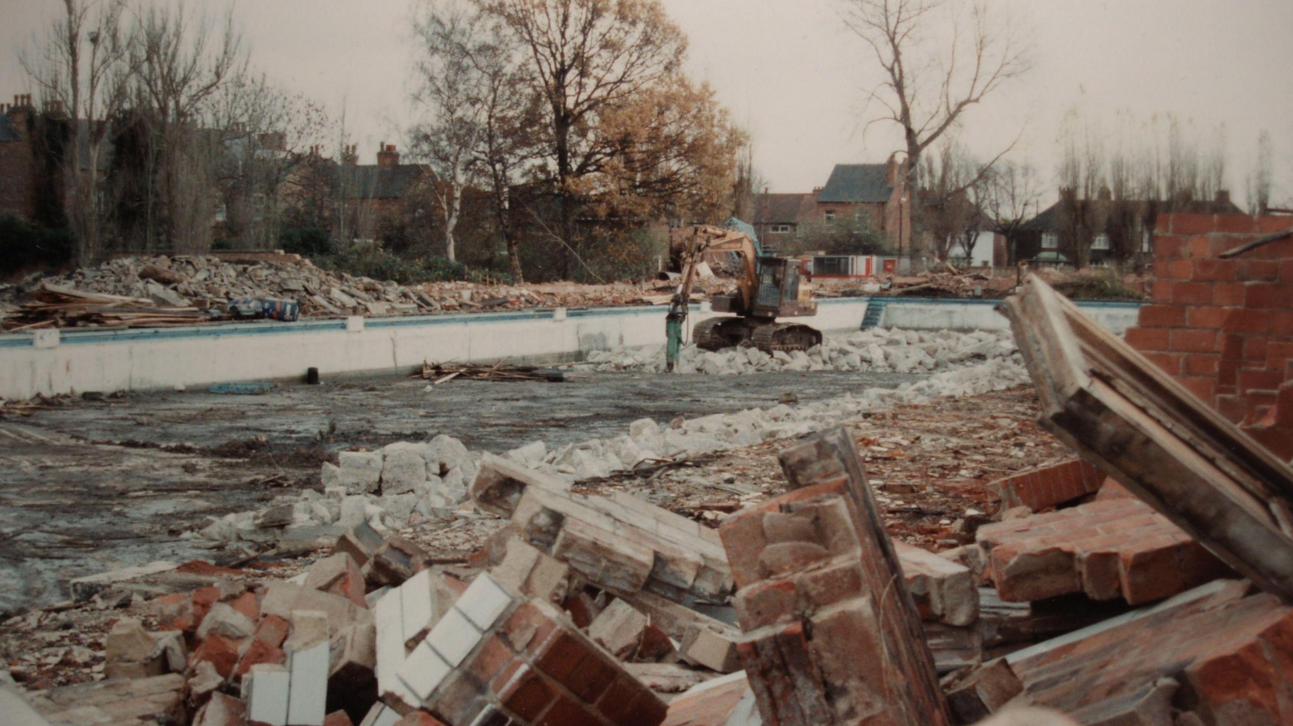 Demolition work being carried out at former lido