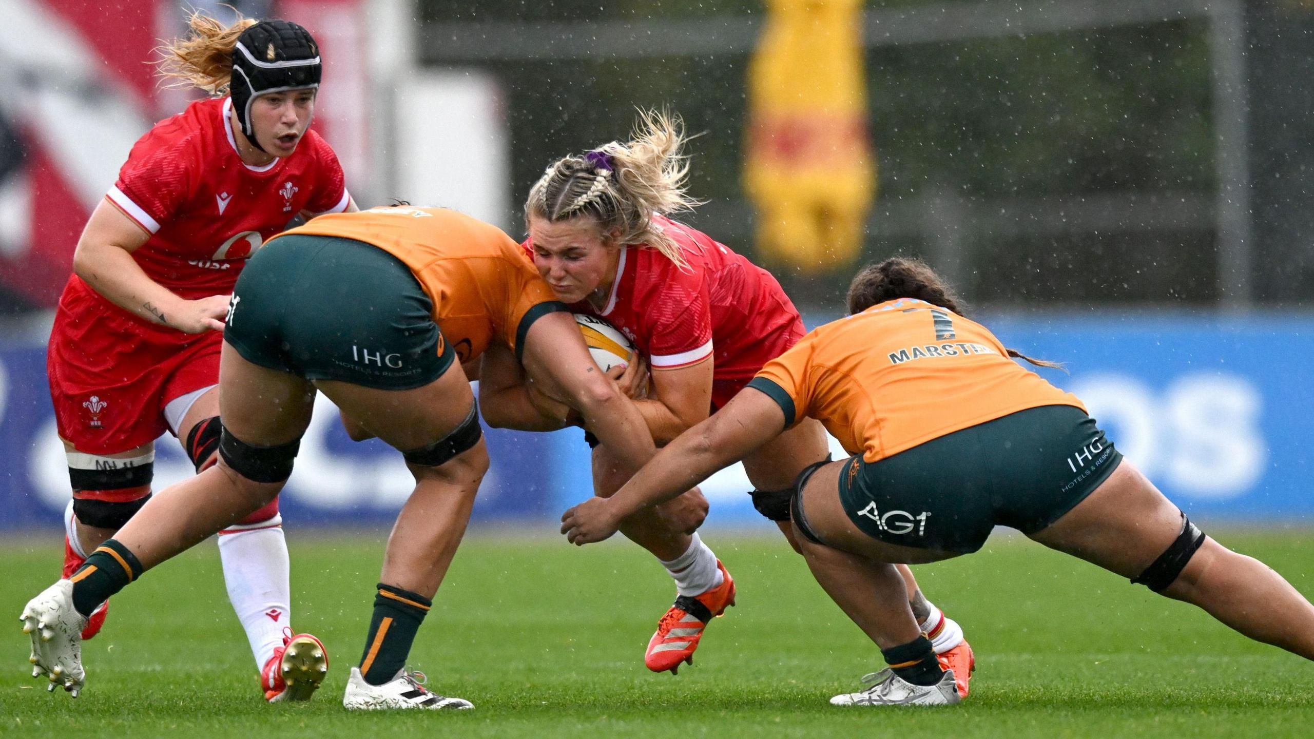 Cymru v Awstralia