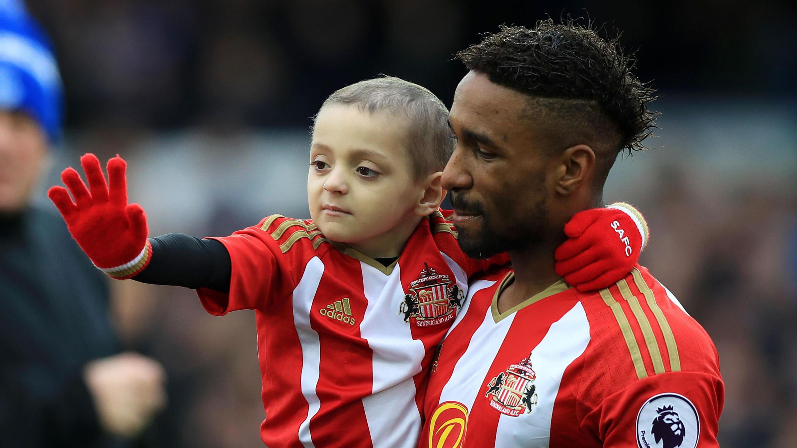 Sunderland's Jermain Defoe with Bradley Lowery, the six-year-old football mascot who died from rare cancer neuroblastoma. 