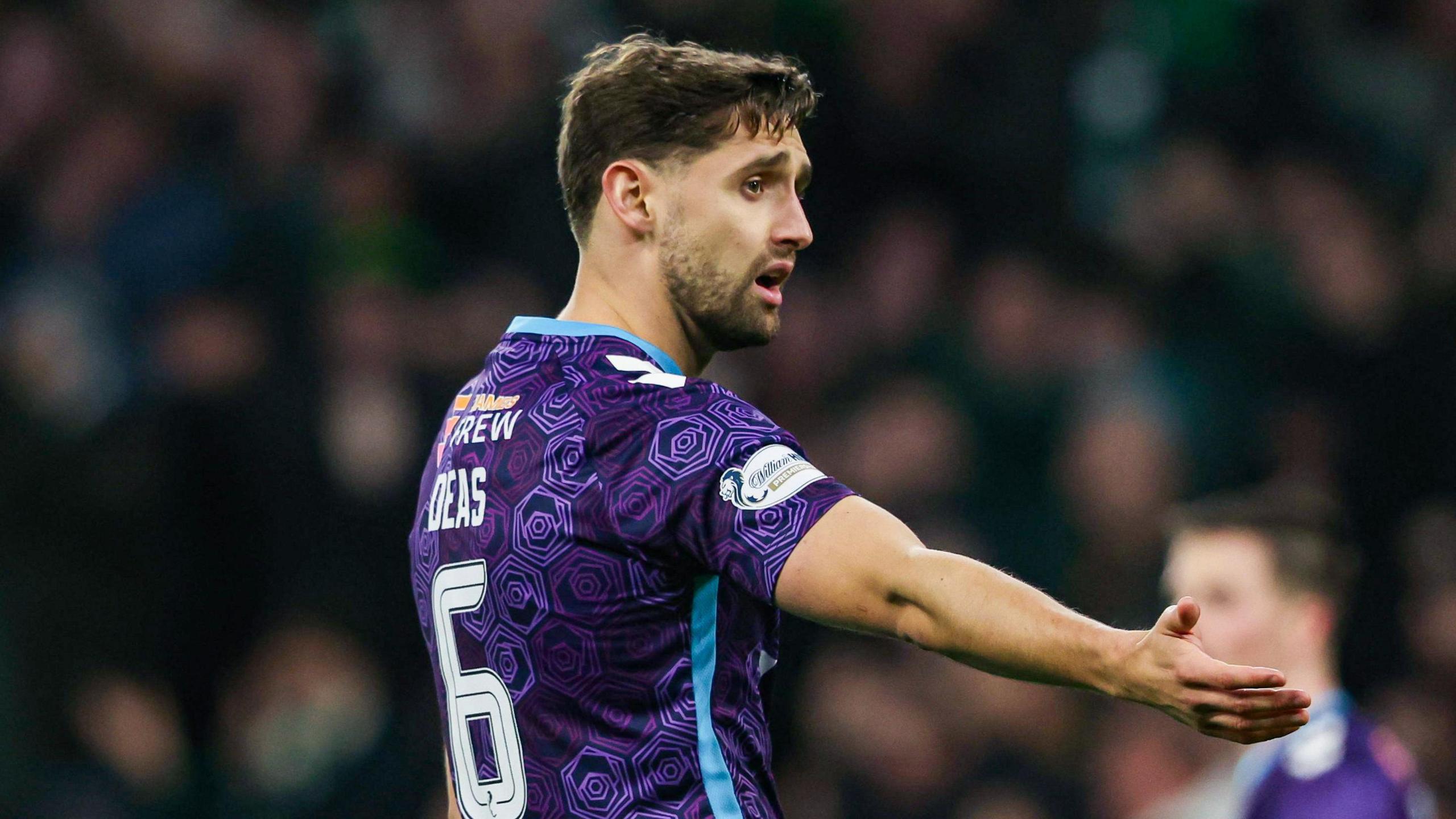 Robbie Deas looks dejected