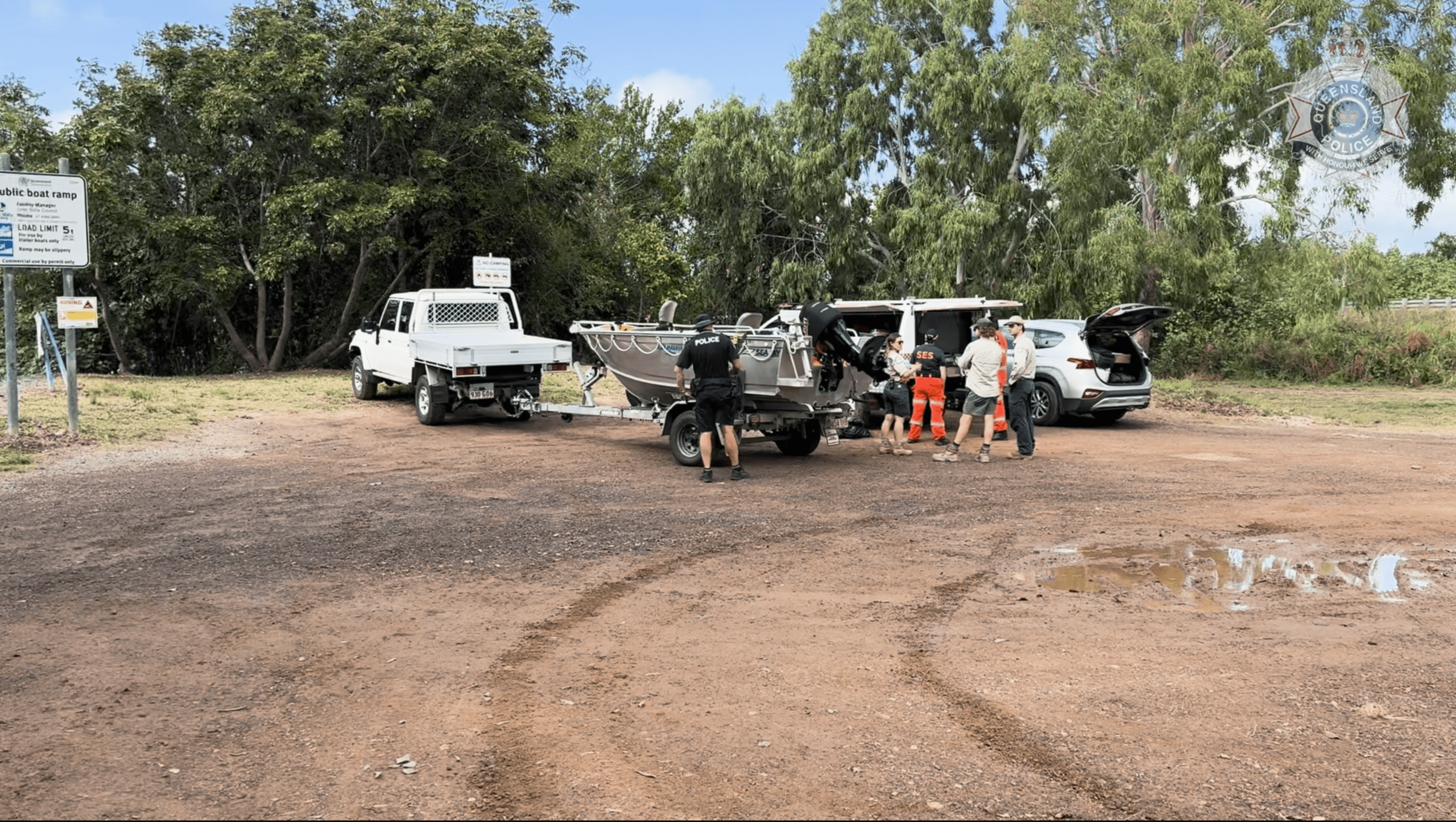 Police searching at Cooktown 