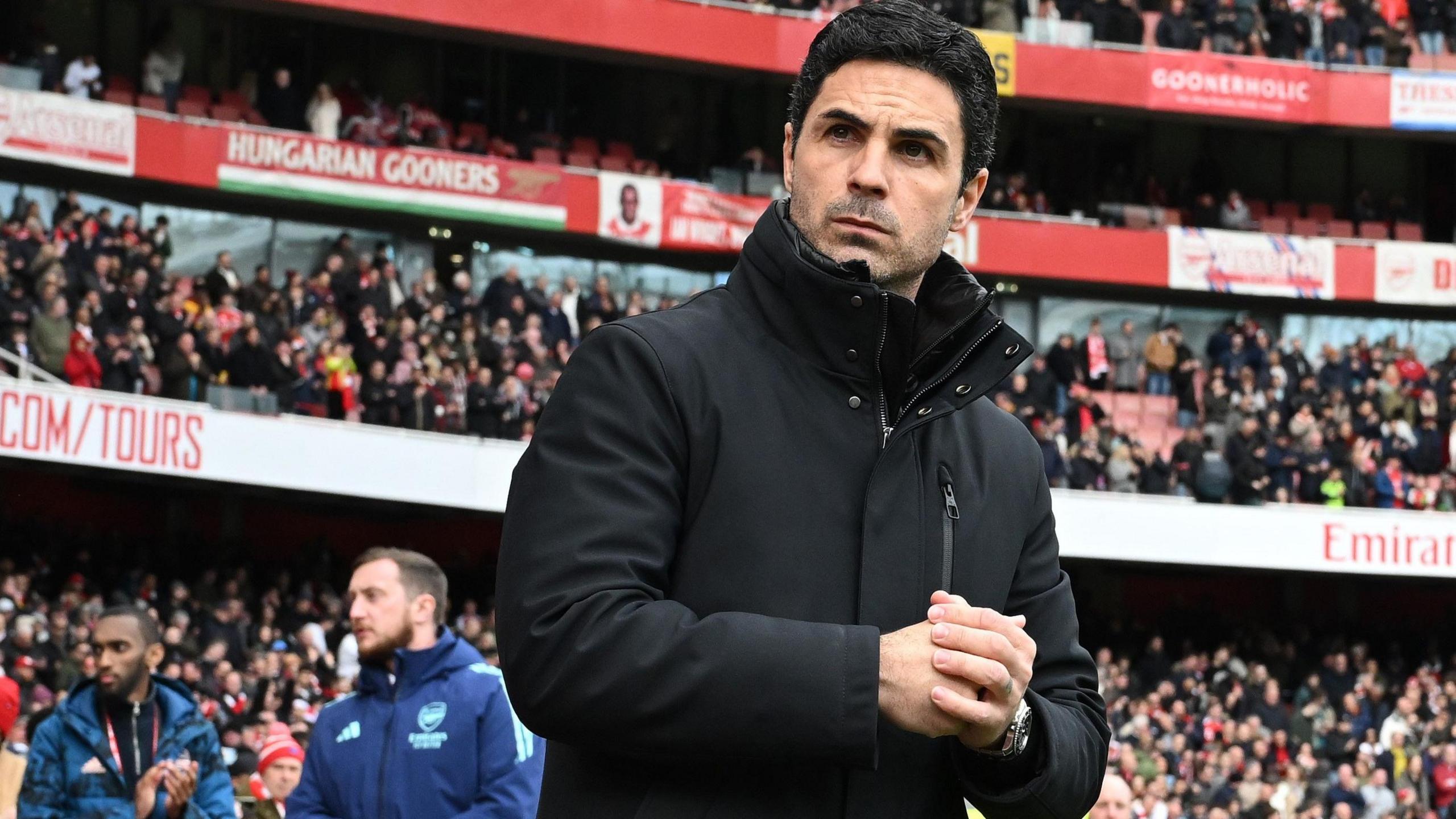 Mikel Arteta looks on at Emirates Stadium