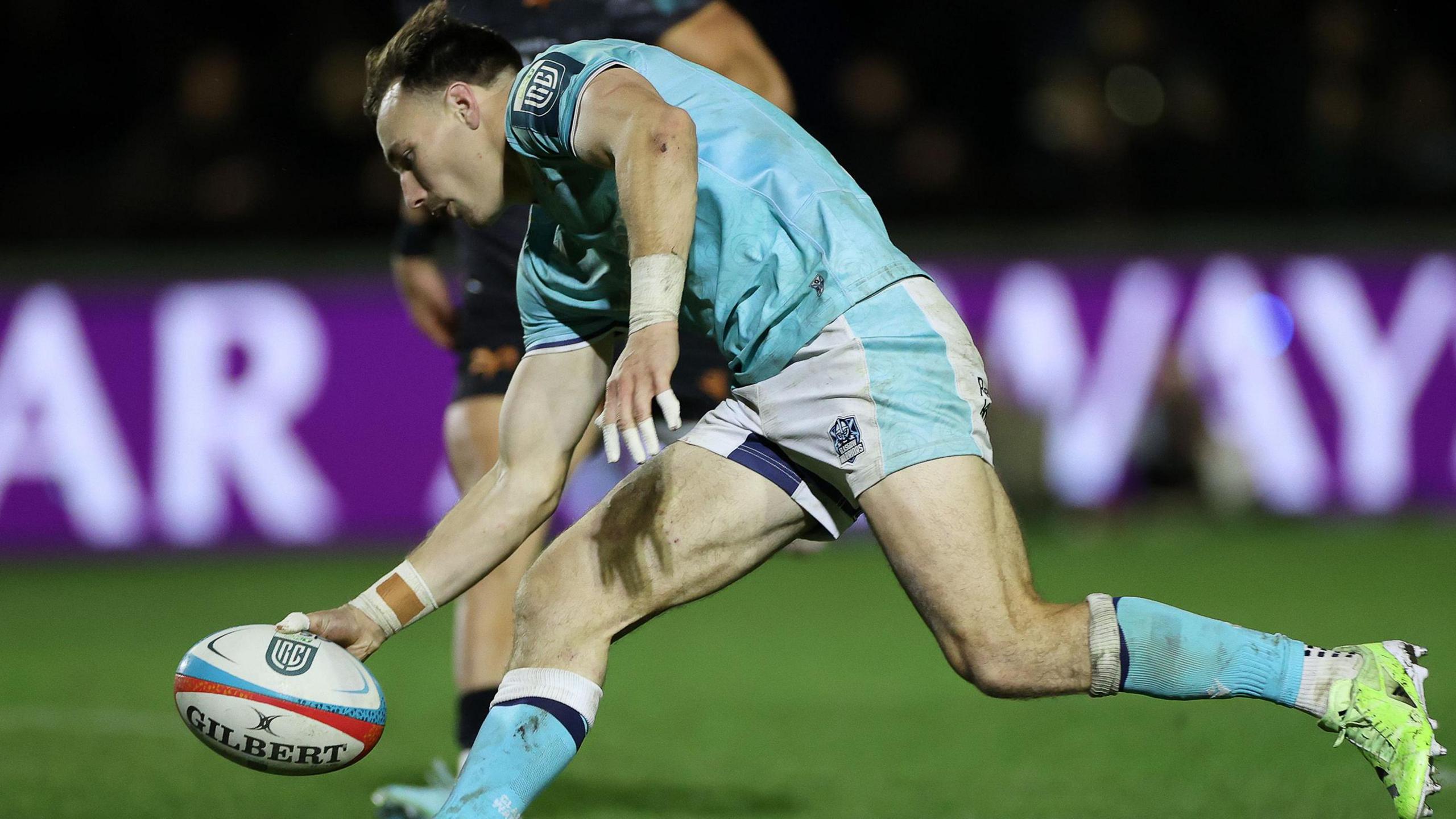 Jamie Dobie scores a try for Glasgow against Ospreys